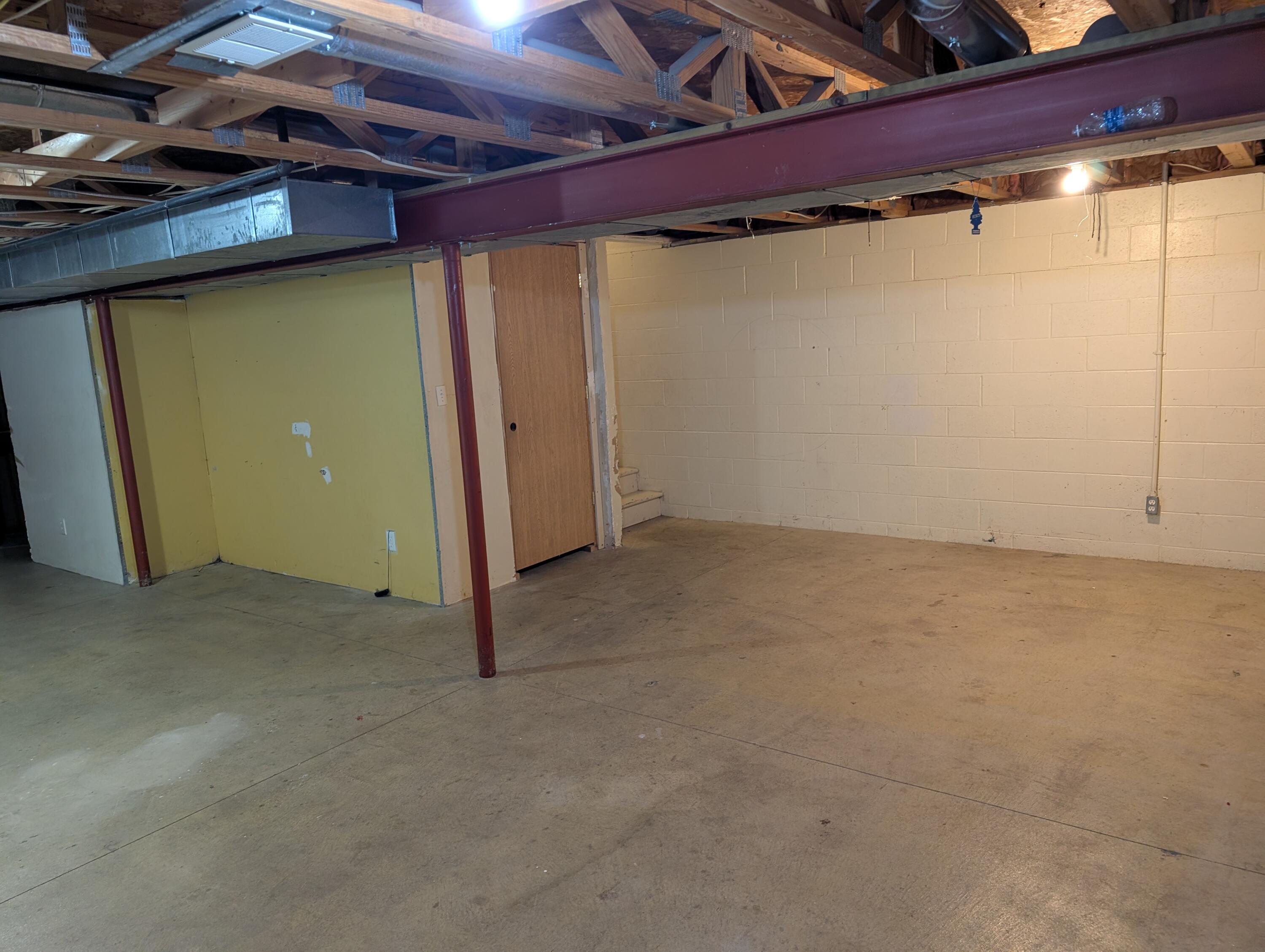 644 Wesley Avenue Muskegon MI 49442