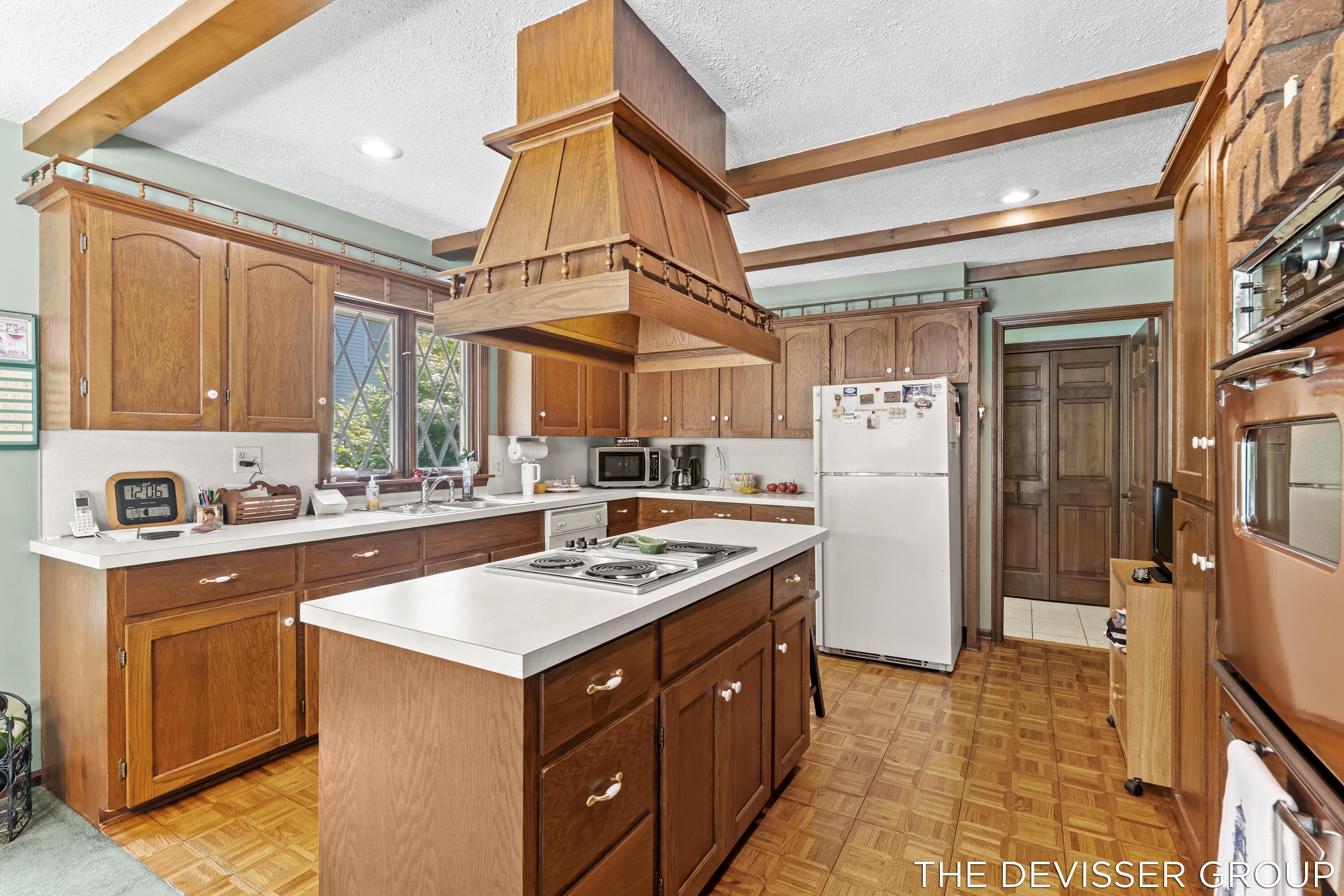 14289 Essenburg Drive Holland MI 49424