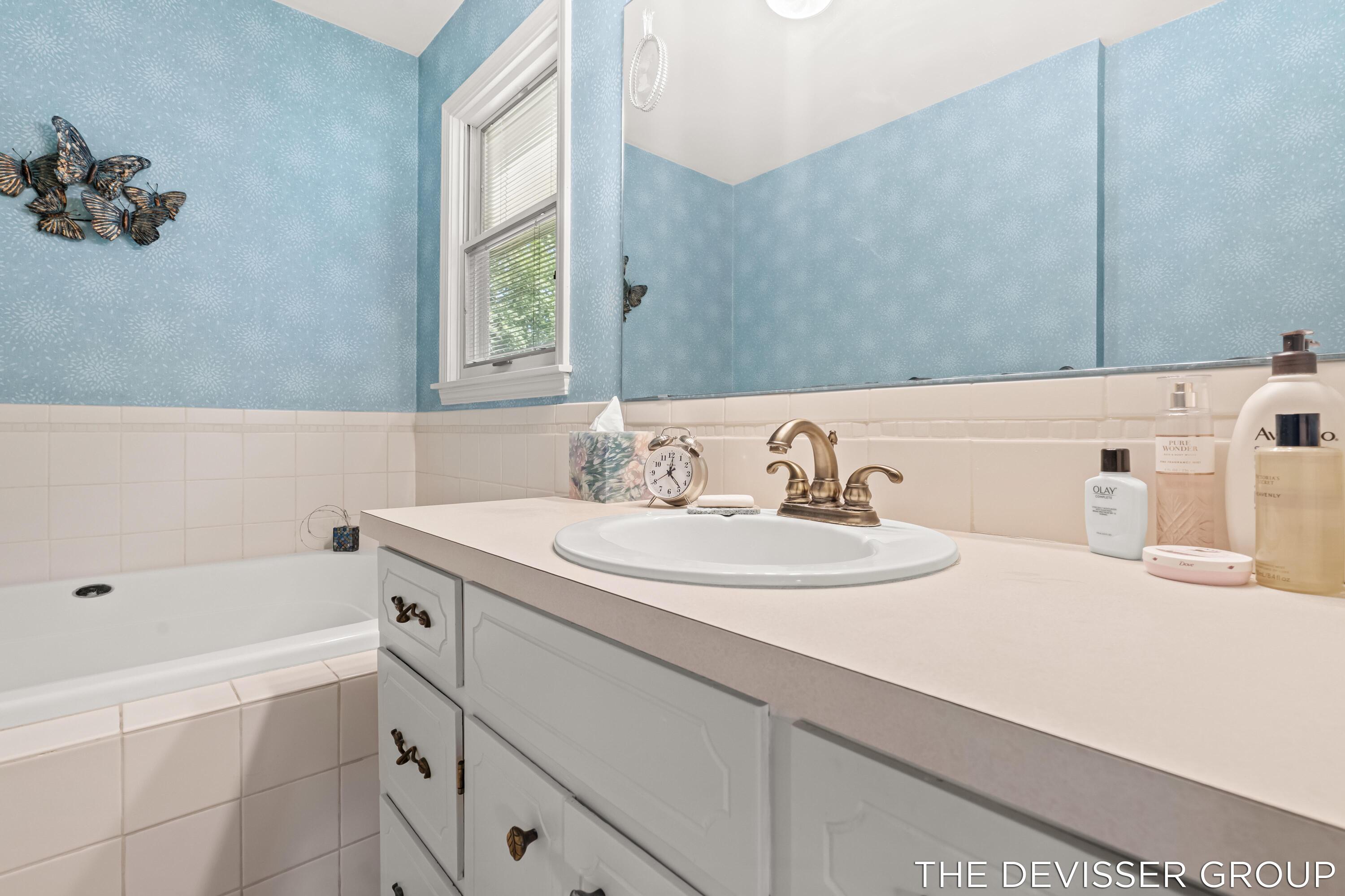 14289 Essenburg Drive Holland MI 49424