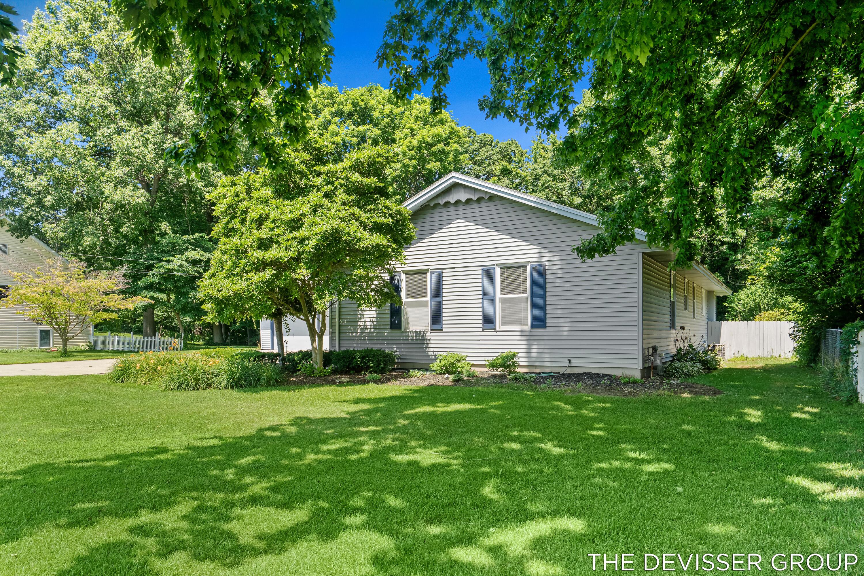 14289 Essenburg Drive Holland MI 49424