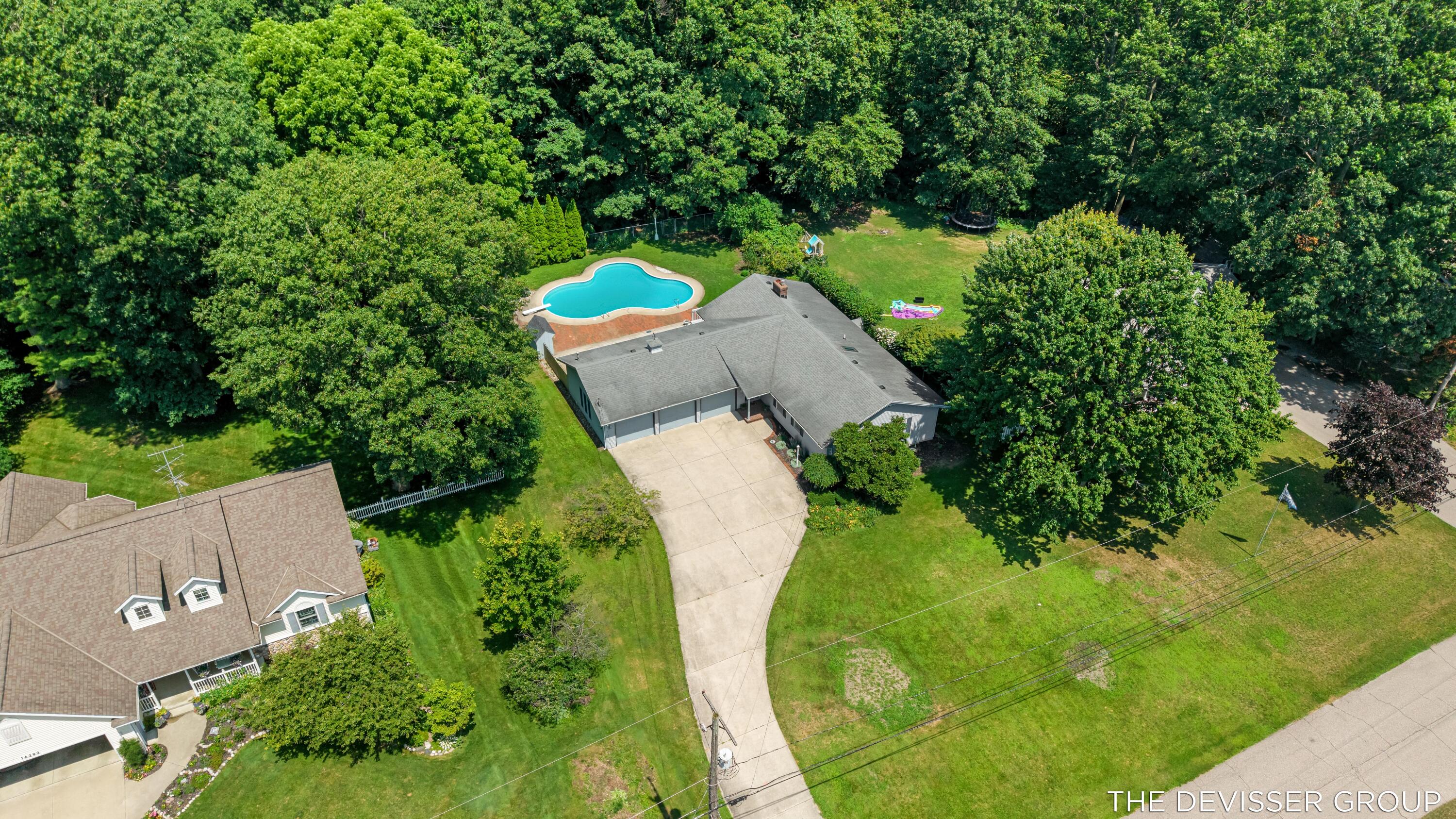 14289 Essenburg Drive Holland MI 49424