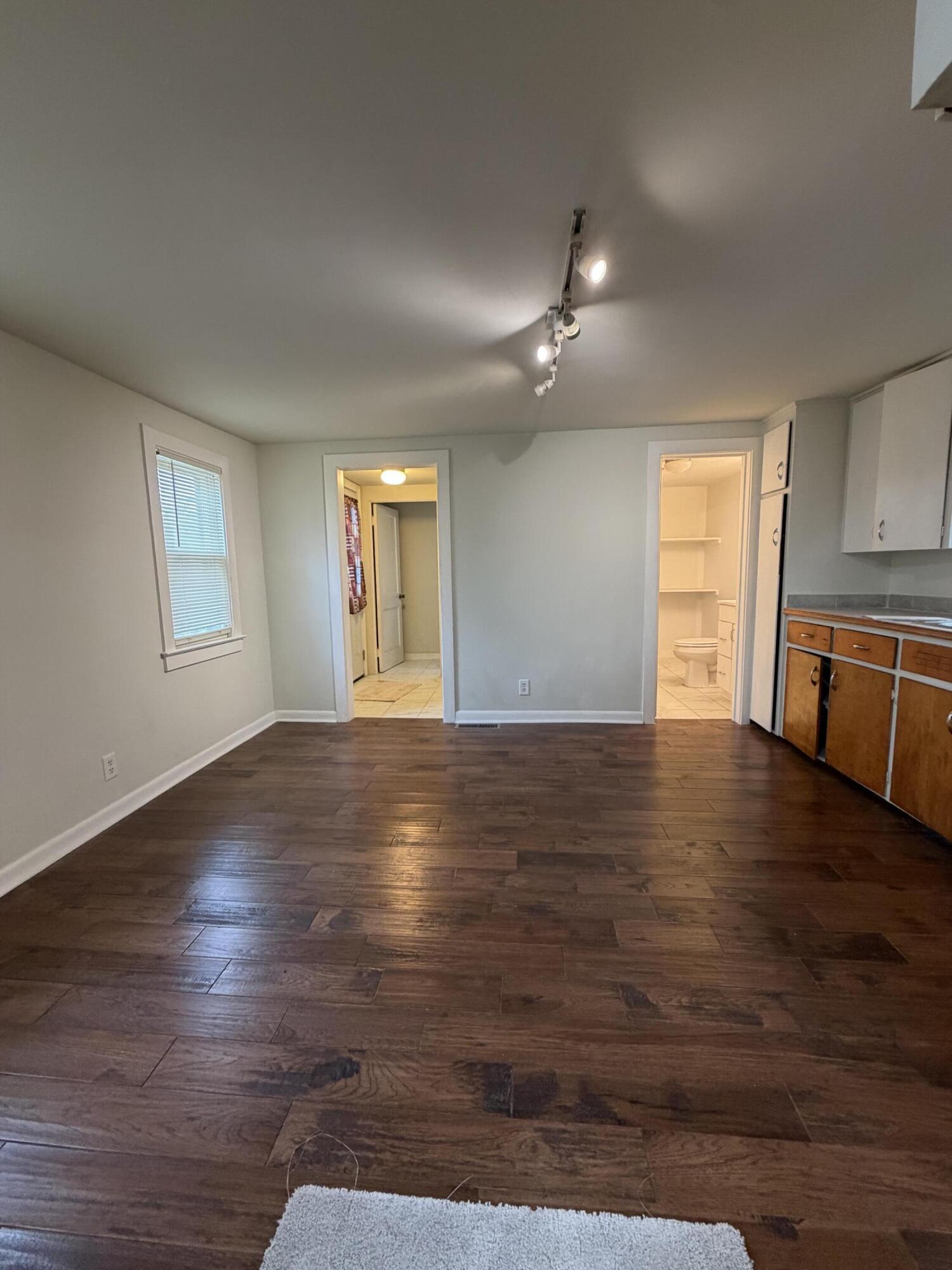 1205 SE Hall Street SE Grand Rapids MI 49506