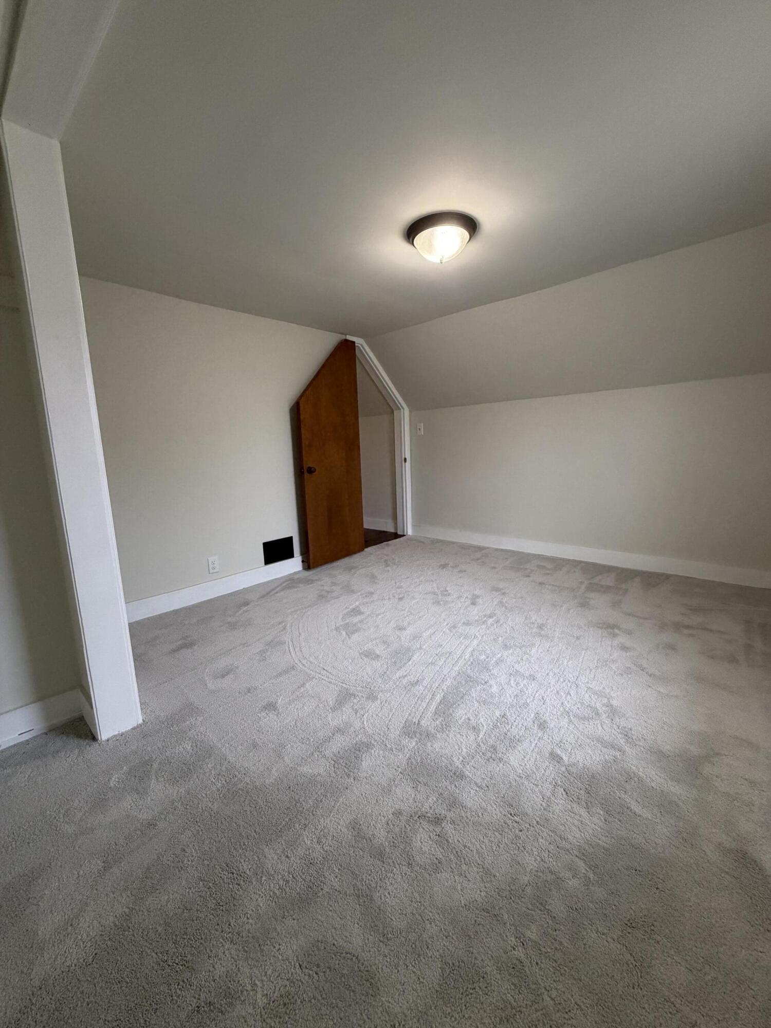 1205 SE Hall Street SE Grand Rapids MI 49506