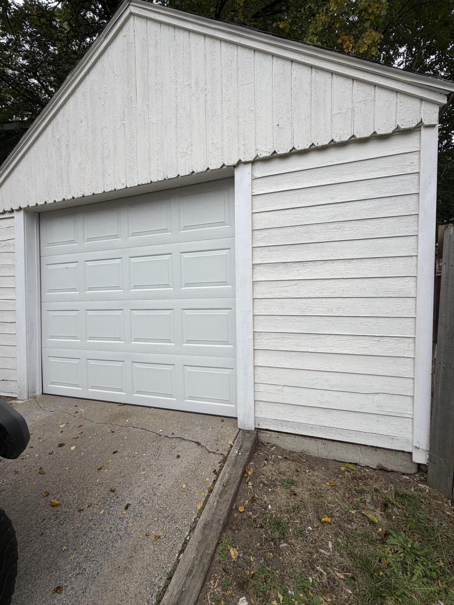 1205 SE Hall Street SE Grand Rapids MI 49506