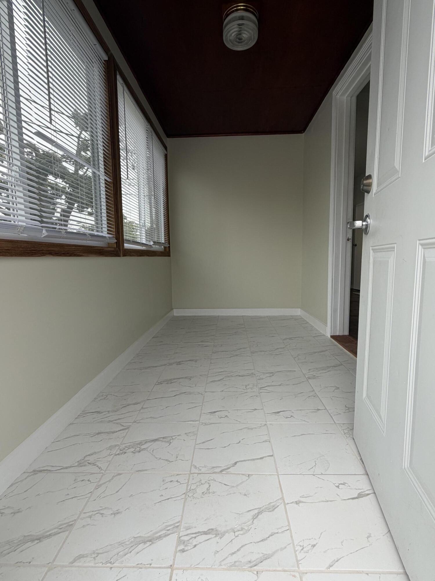1205 SE Hall Street SE Grand Rapids MI 49506