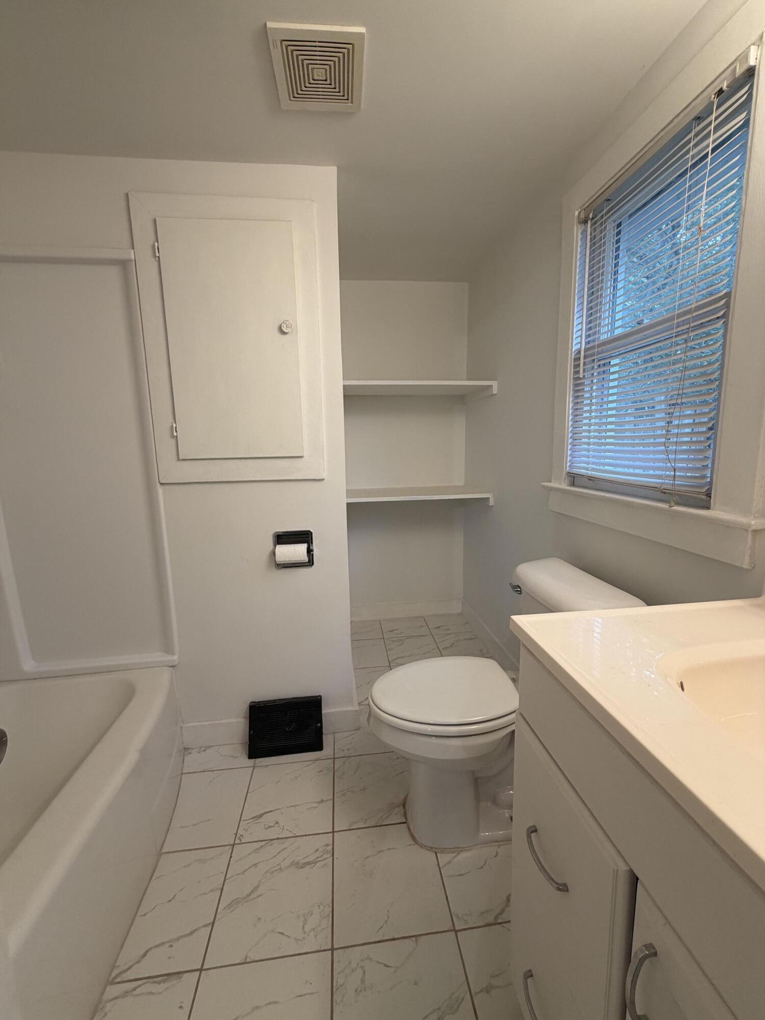 1205 SE Hall Street SE Grand Rapids MI 49506