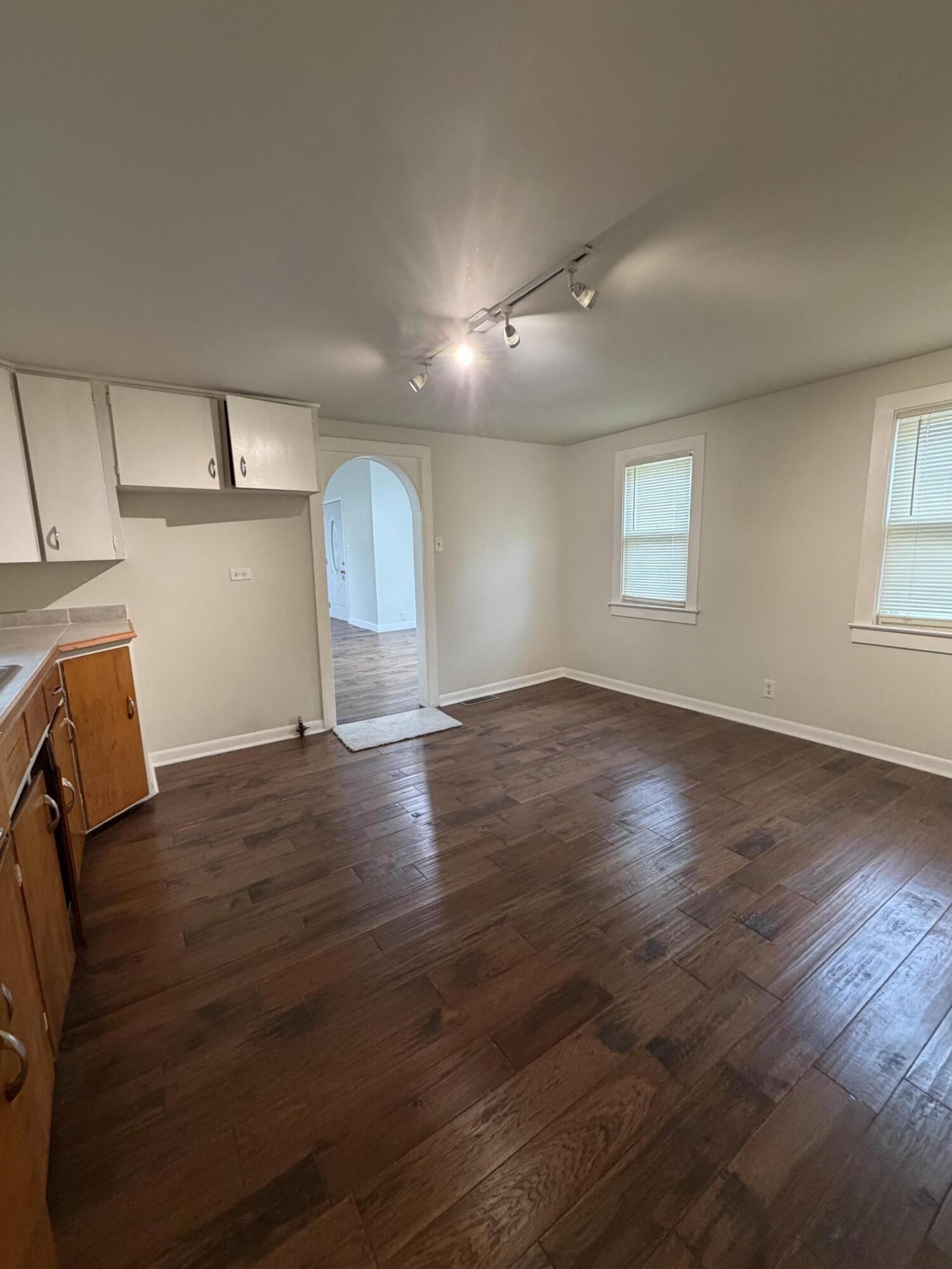 1205 SE Hall Street SE Grand Rapids MI 49506