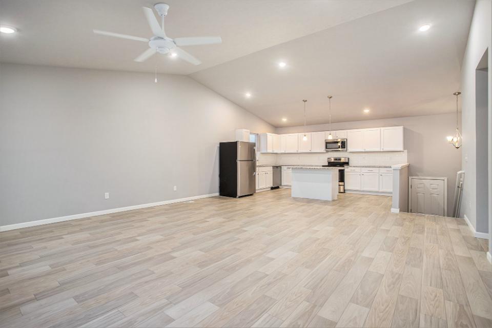 2445 Stratton Road Benton Harbor MI 49022