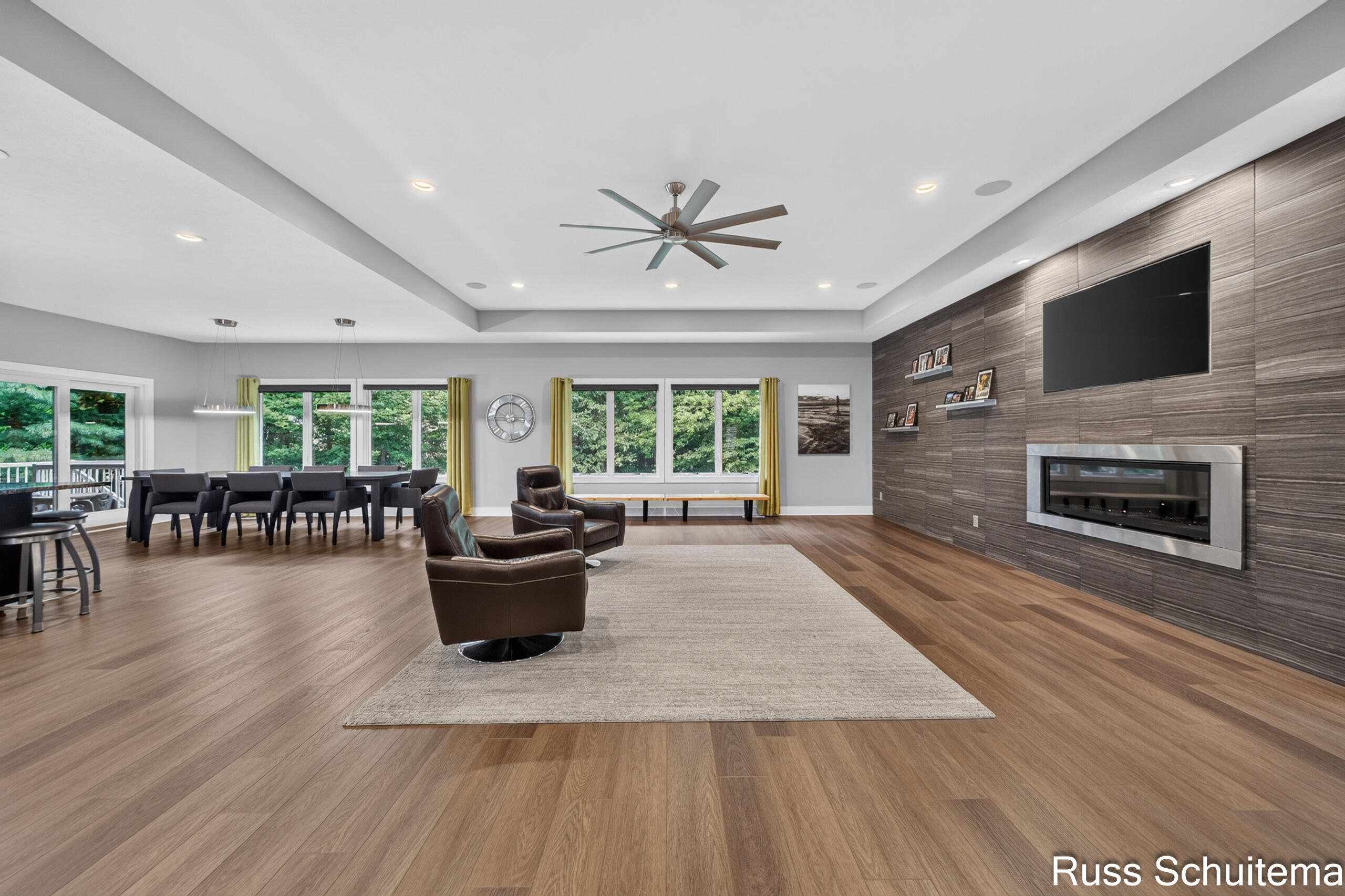 6335 Silverton Drive Norton Shores MI 49444