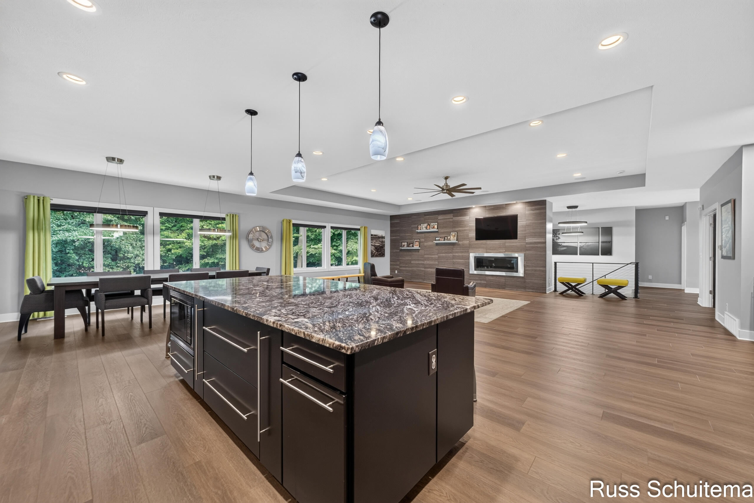 6335 Silverton Drive Norton Shores MI 49444