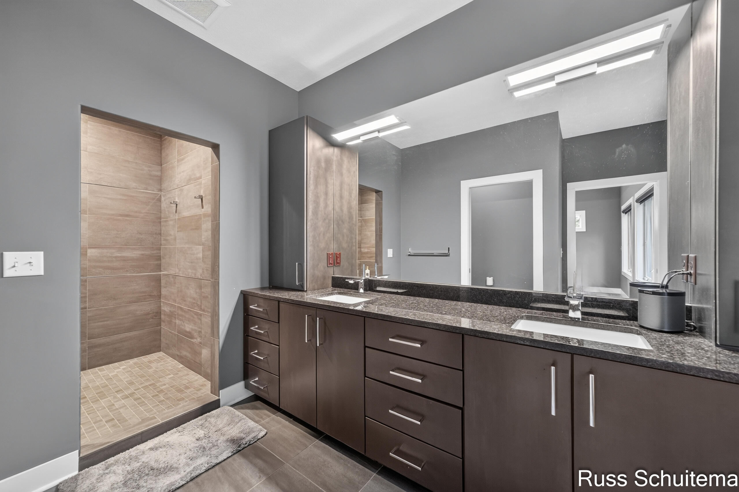 6335 Silverton Drive Norton Shores MI 49444