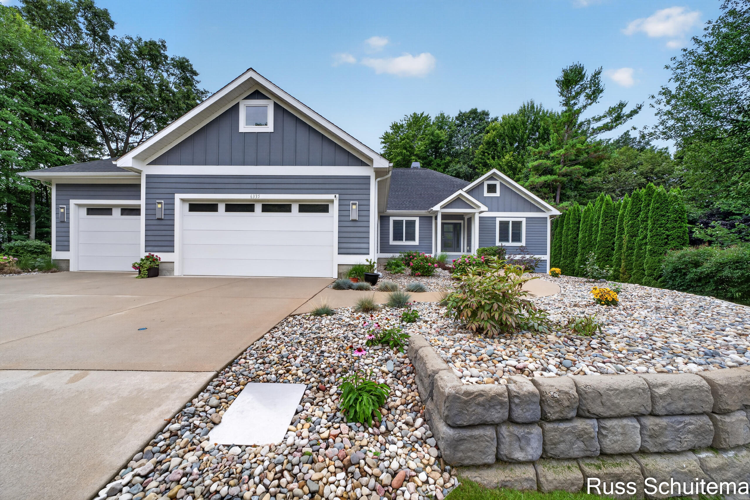 6335 Silverton Drive Norton Shores MI 49444