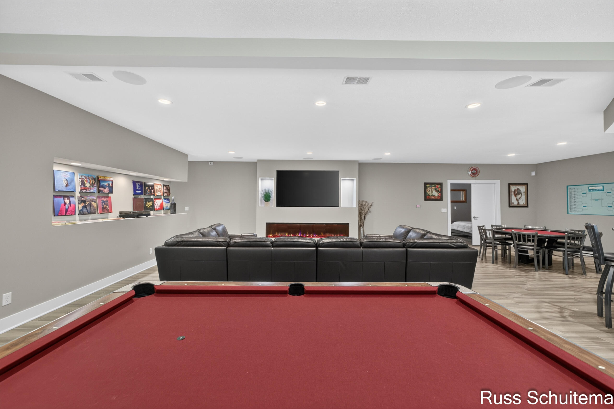 6335 Silverton Drive Norton Shores MI 49444