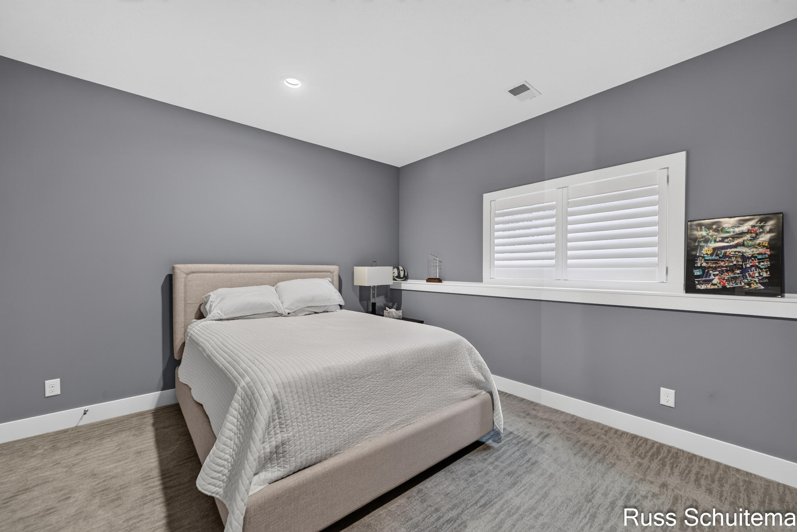 6335 Silverton Drive Norton Shores MI 49444