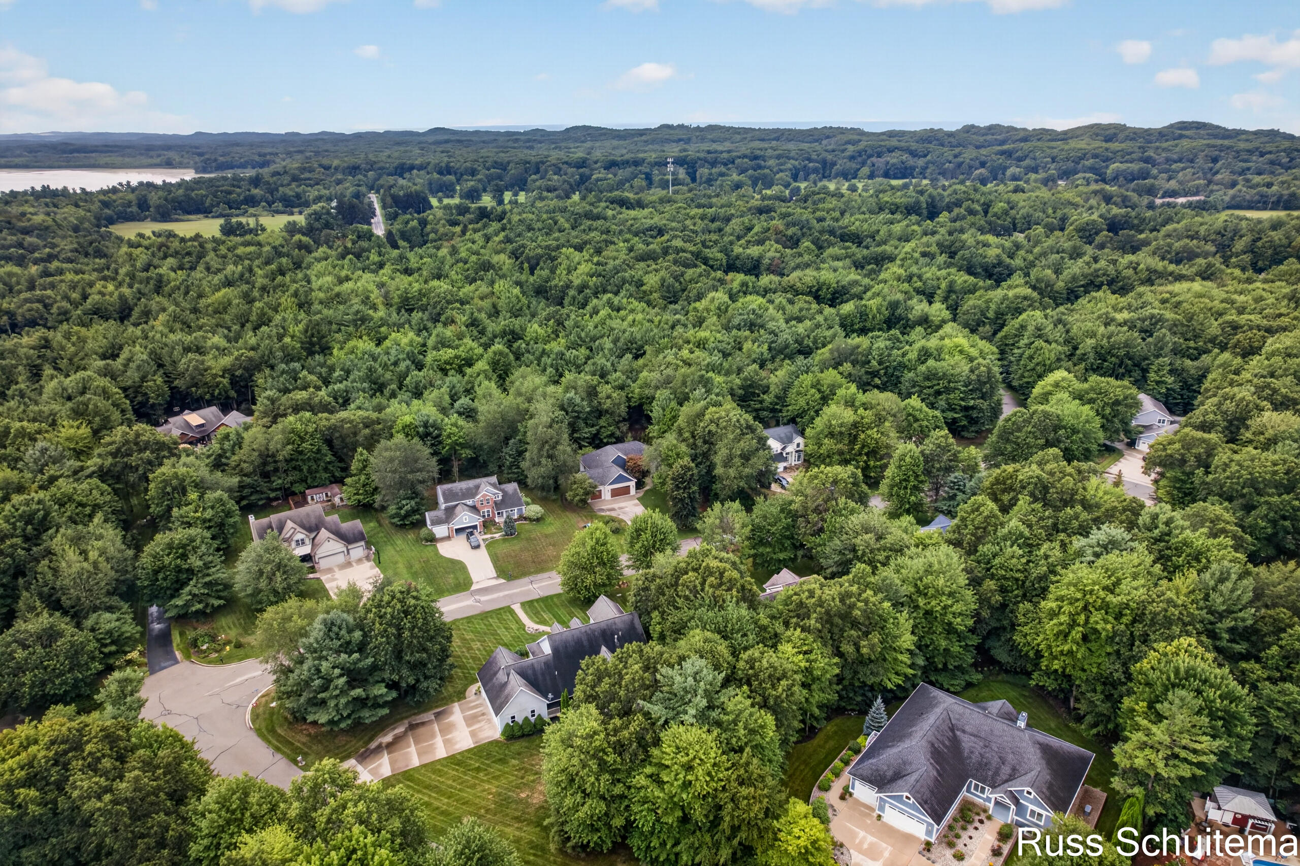 6335 Silverton Drive Norton Shores MI 49444