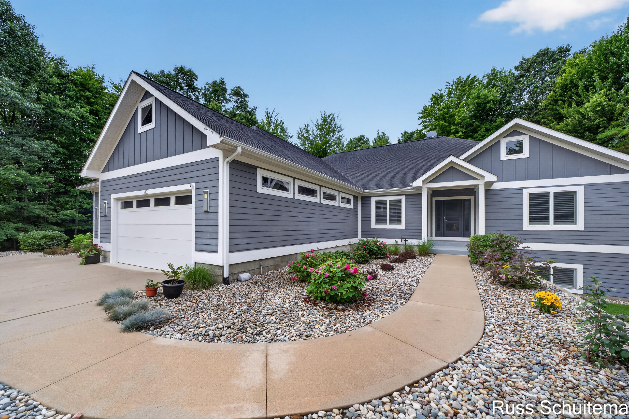 6335 Silverton Drive Norton Shores MI 49444