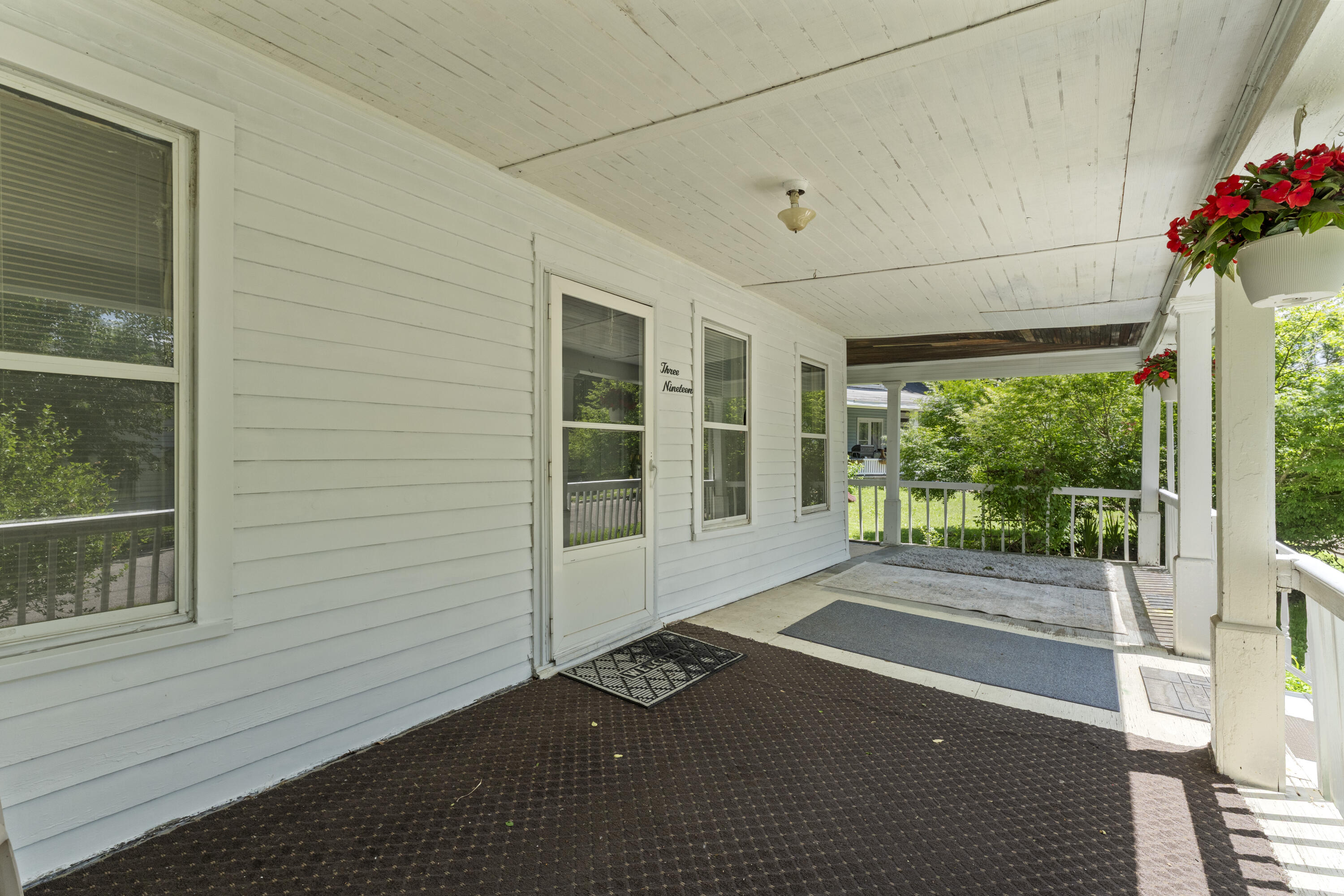 319 S 5th Street Niles MI 49120
