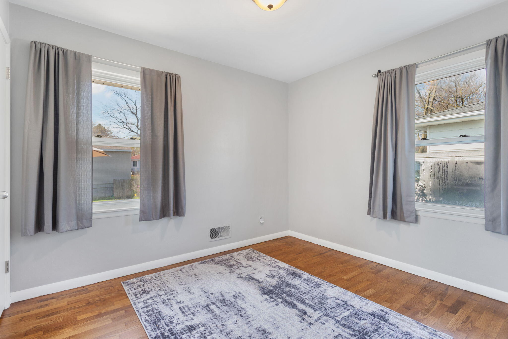 1138 Park Avenue Grand Haven MI 49417