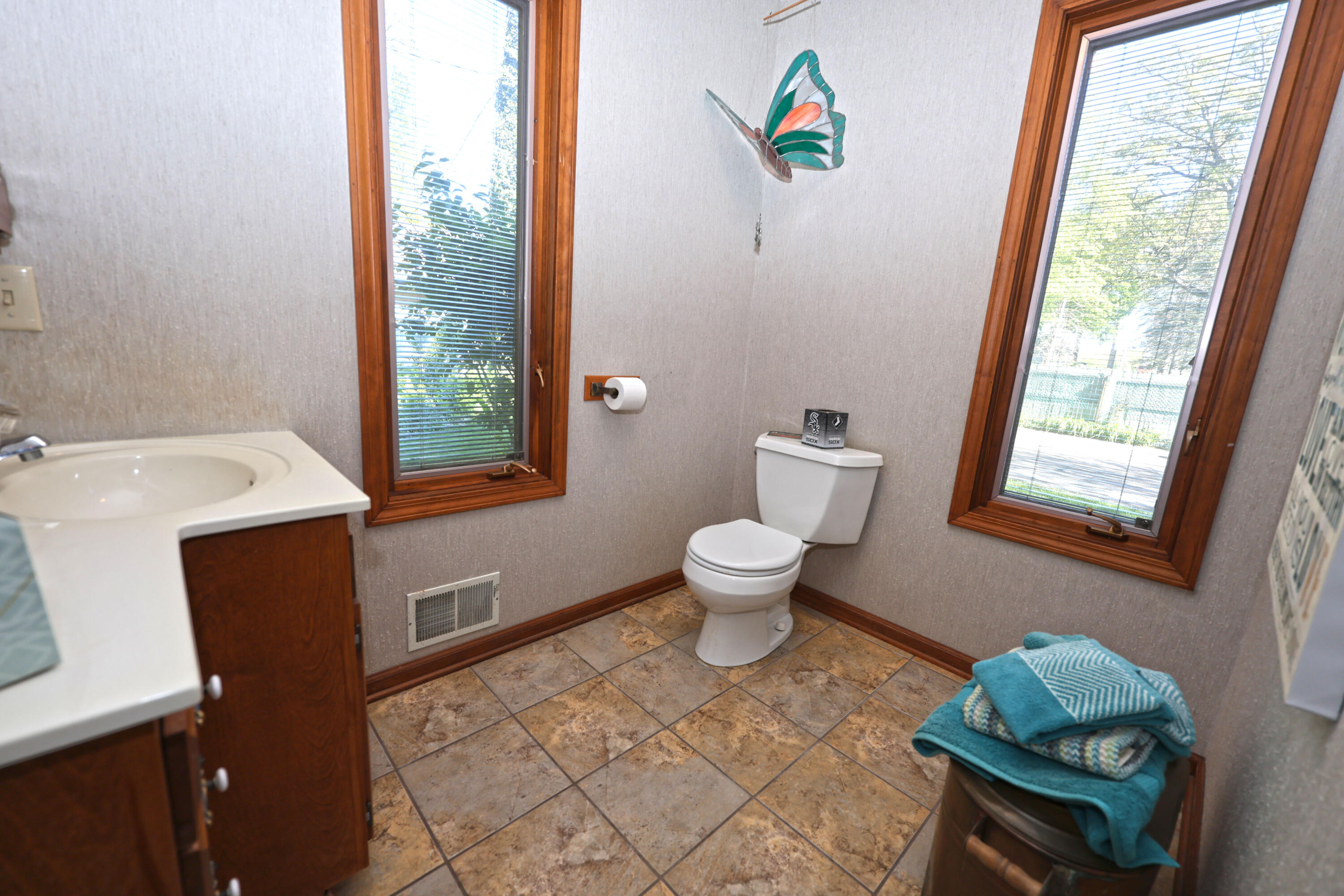 94579 County Road 690 Dowagiac MI 49047