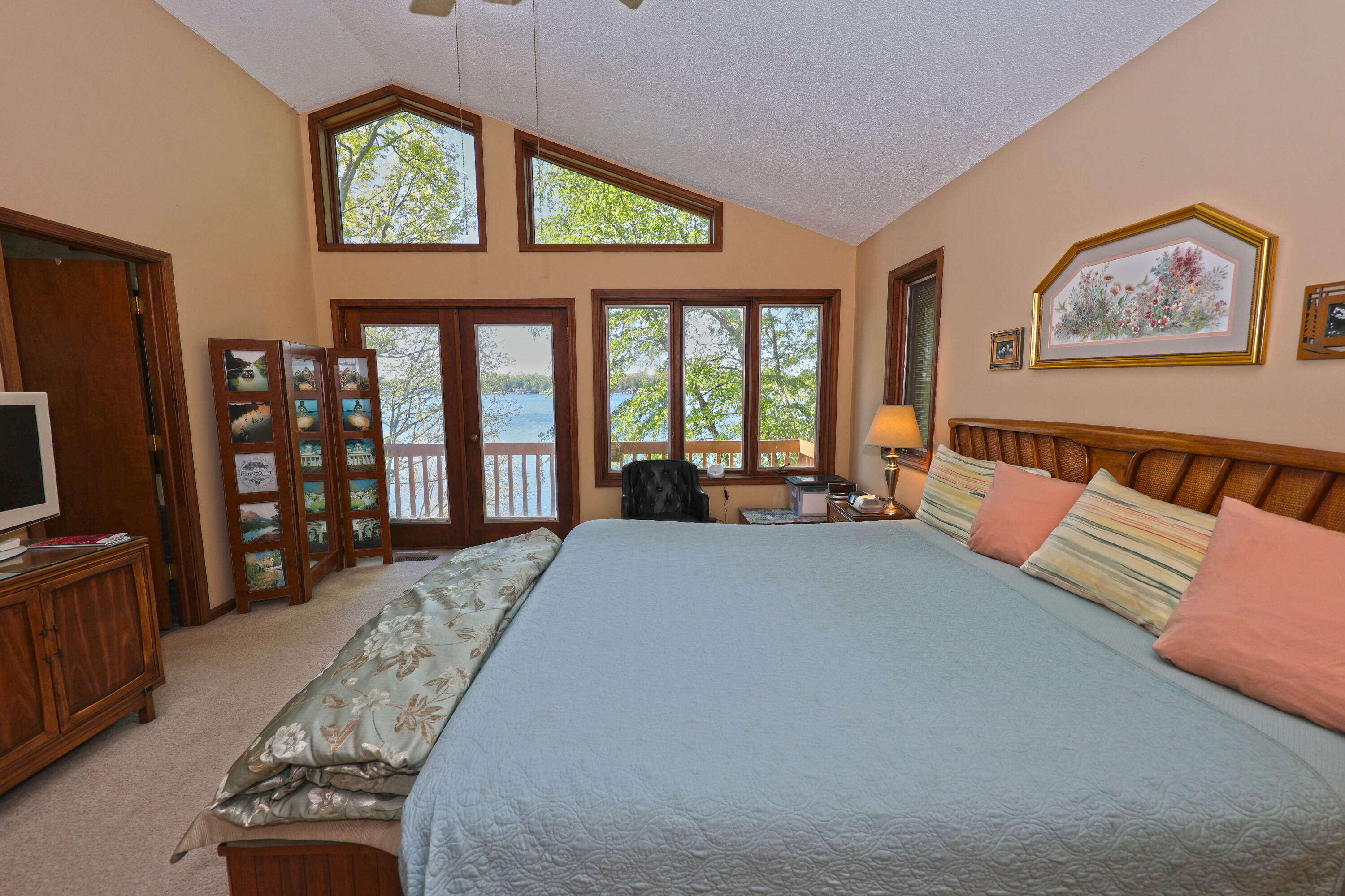 94579 County Road 690 Dowagiac MI 49047