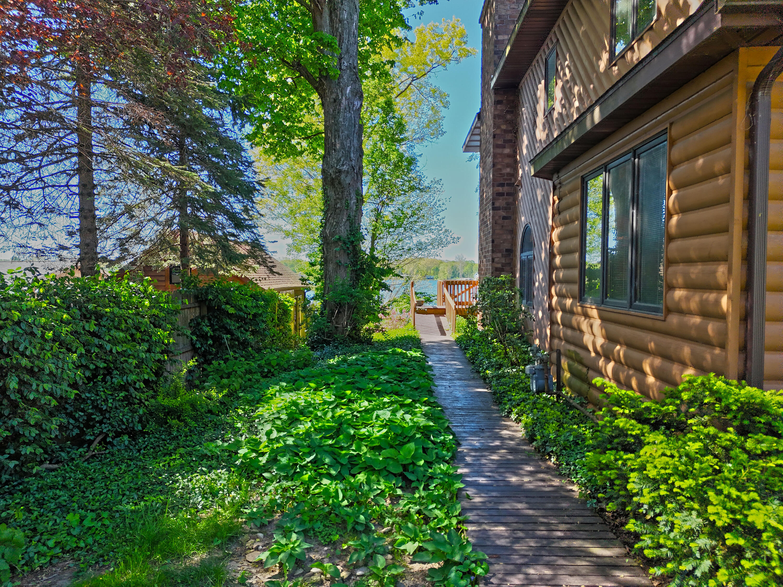 94579 County Road 690 Dowagiac MI 49047