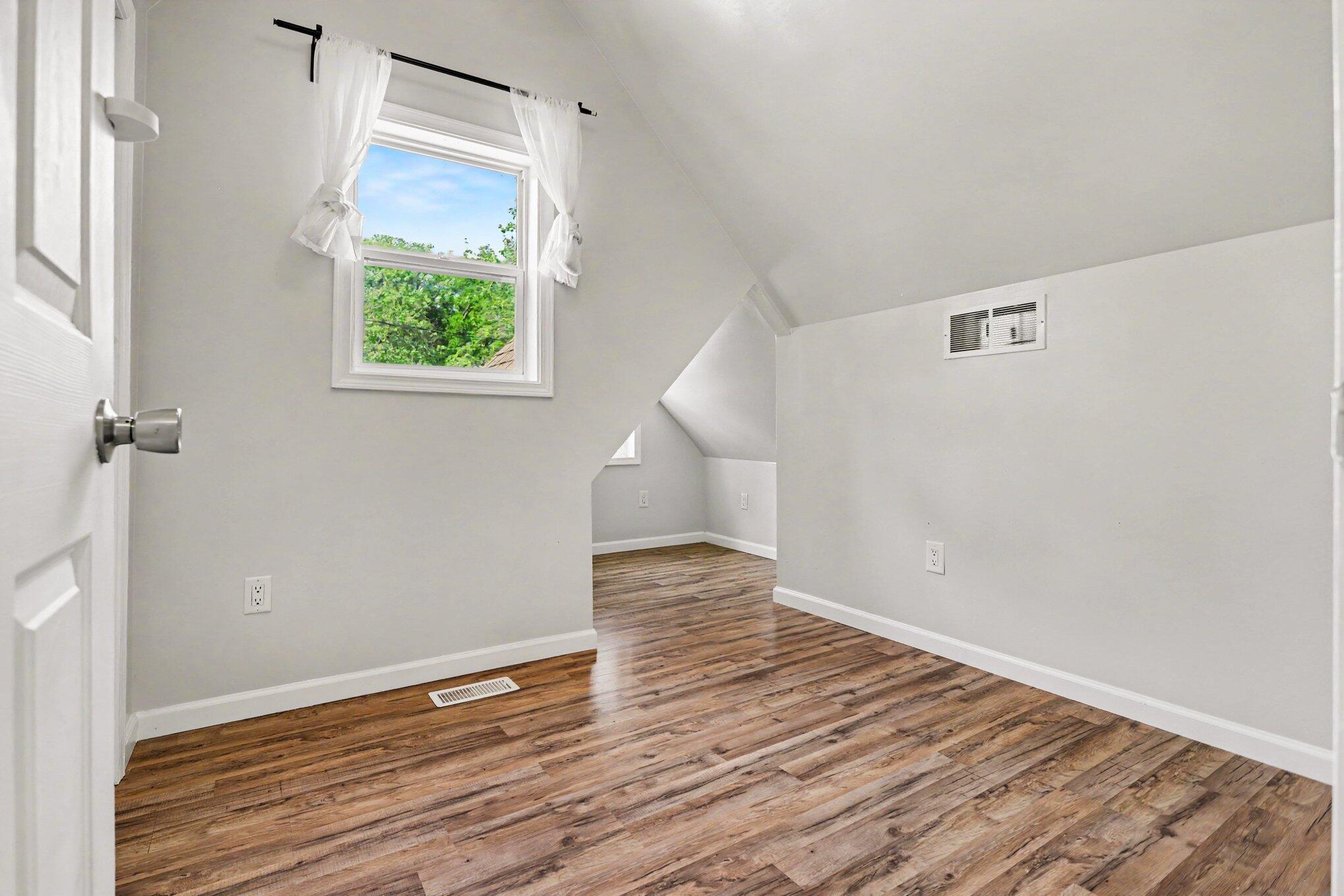 2315 Stevens Avenue Kalamazoo MI 49008