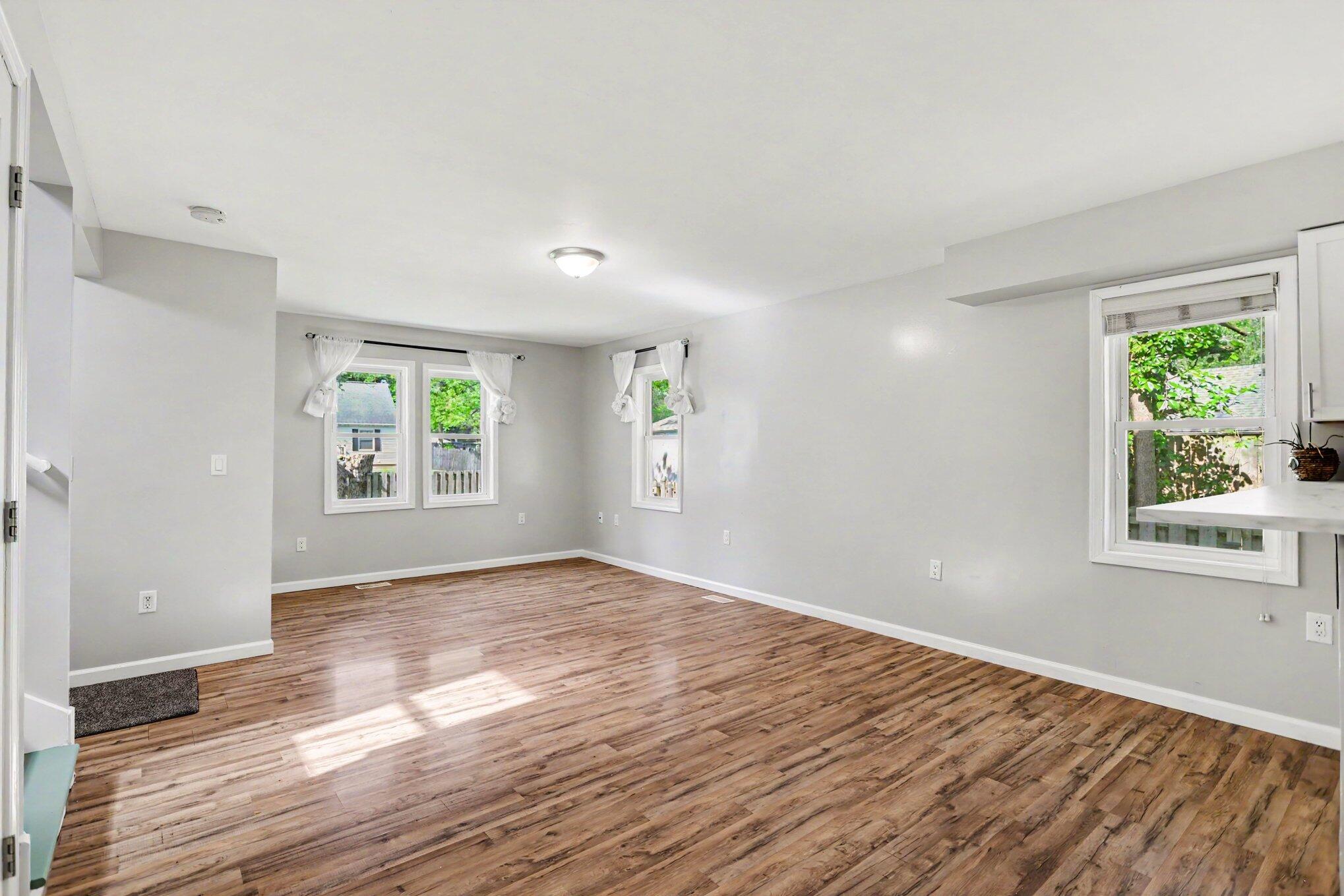 2315 Stevens Avenue Kalamazoo MI 49008