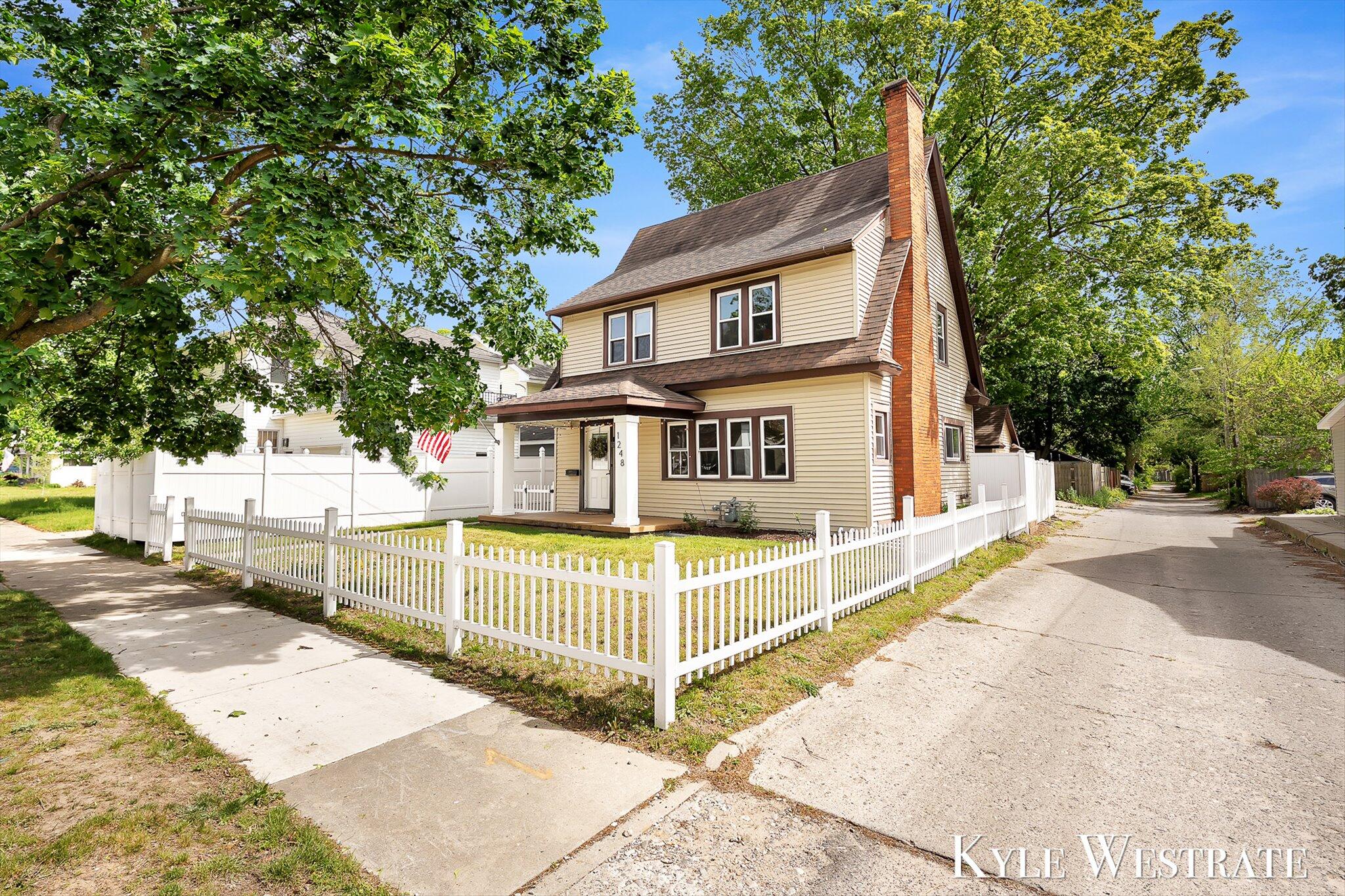 1248 Fisk Road SE Grand Rapids MI 49506