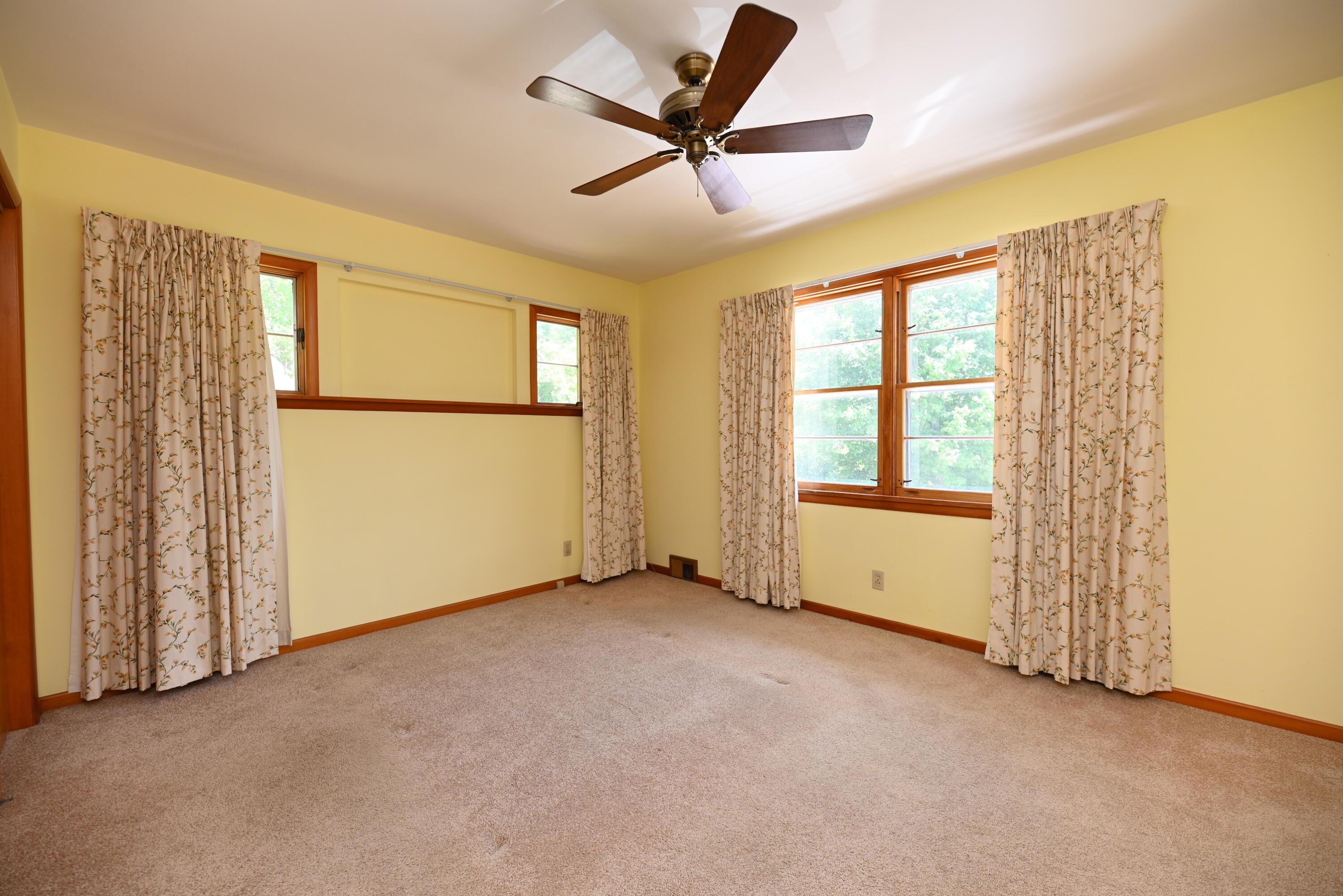 17443 Hayes Street Grand Haven MI 49417