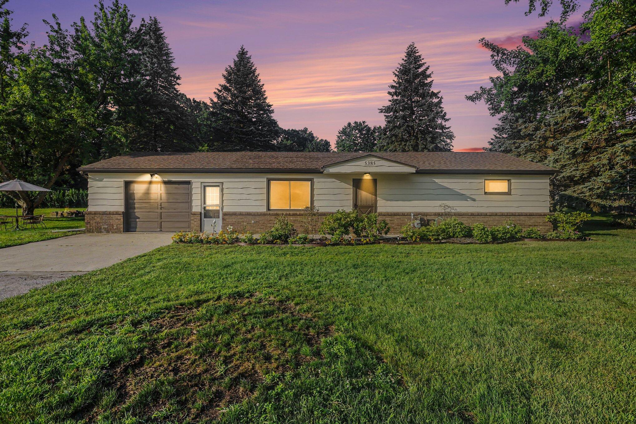 5385 Saint Joseph Avenue Stevensville MI 49127