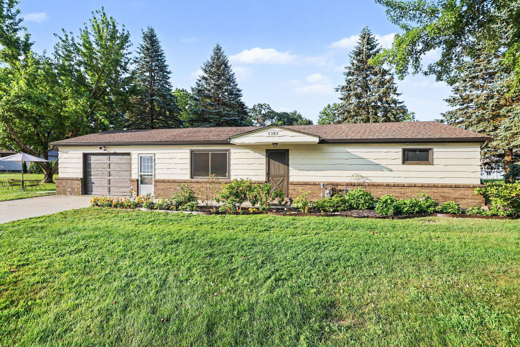 5385 Saint Joseph Avenue Stevensville MI 49127