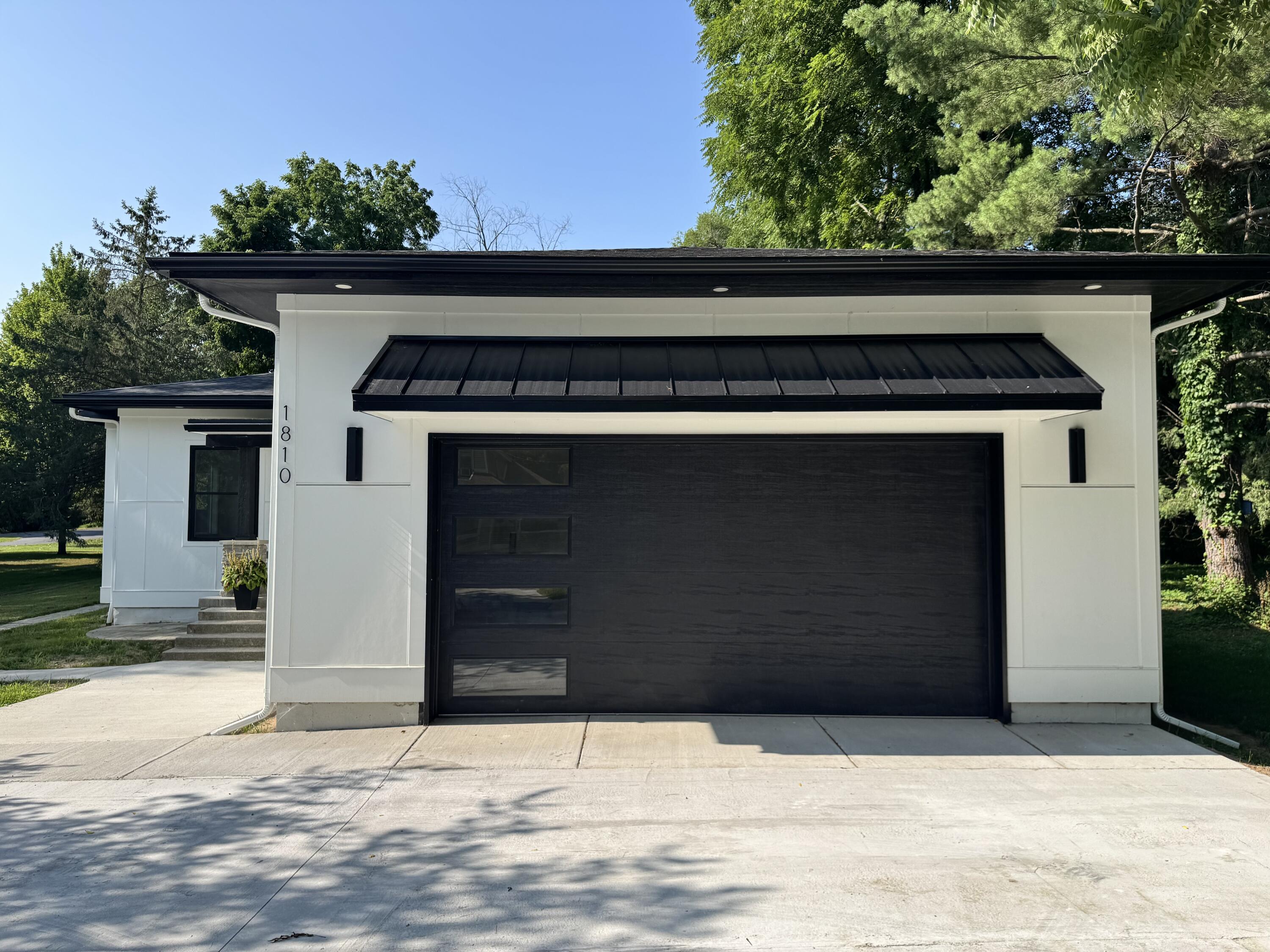 1810 Leonard Street NW Grand Rapids MI 49534