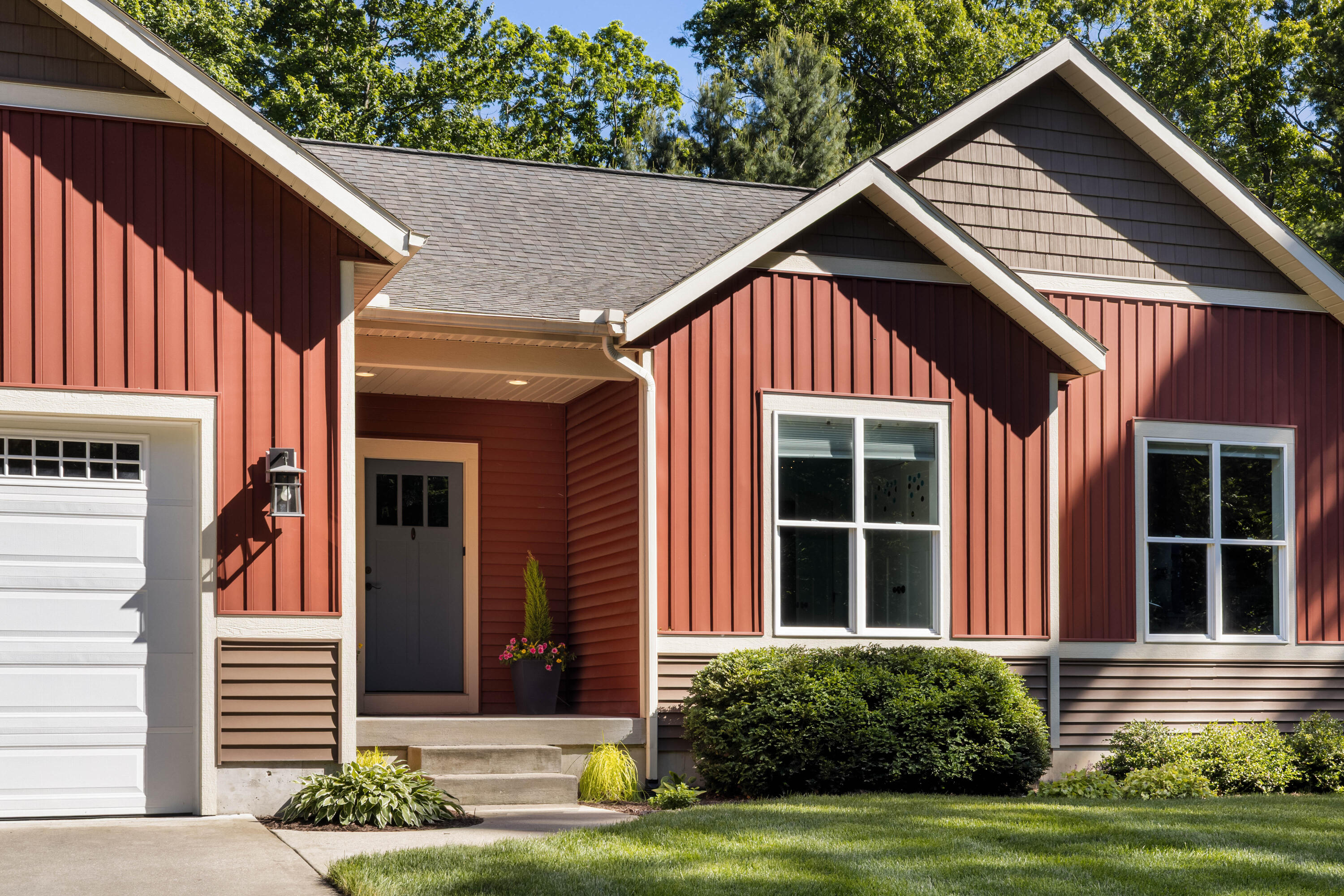 13374 141st Avenue Grand Haven MI 49417