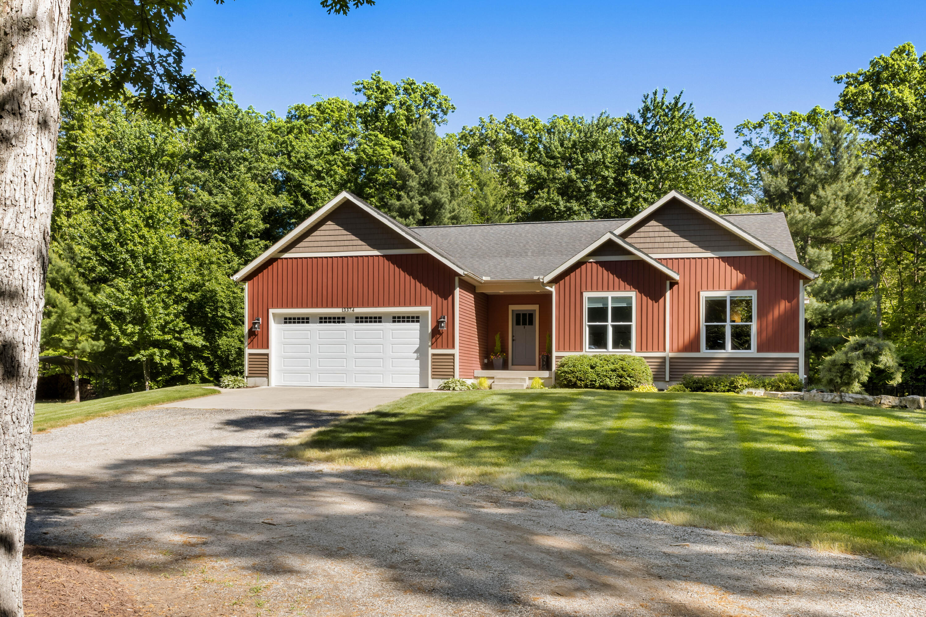 13374 141st Avenue Grand Haven MI 49417
