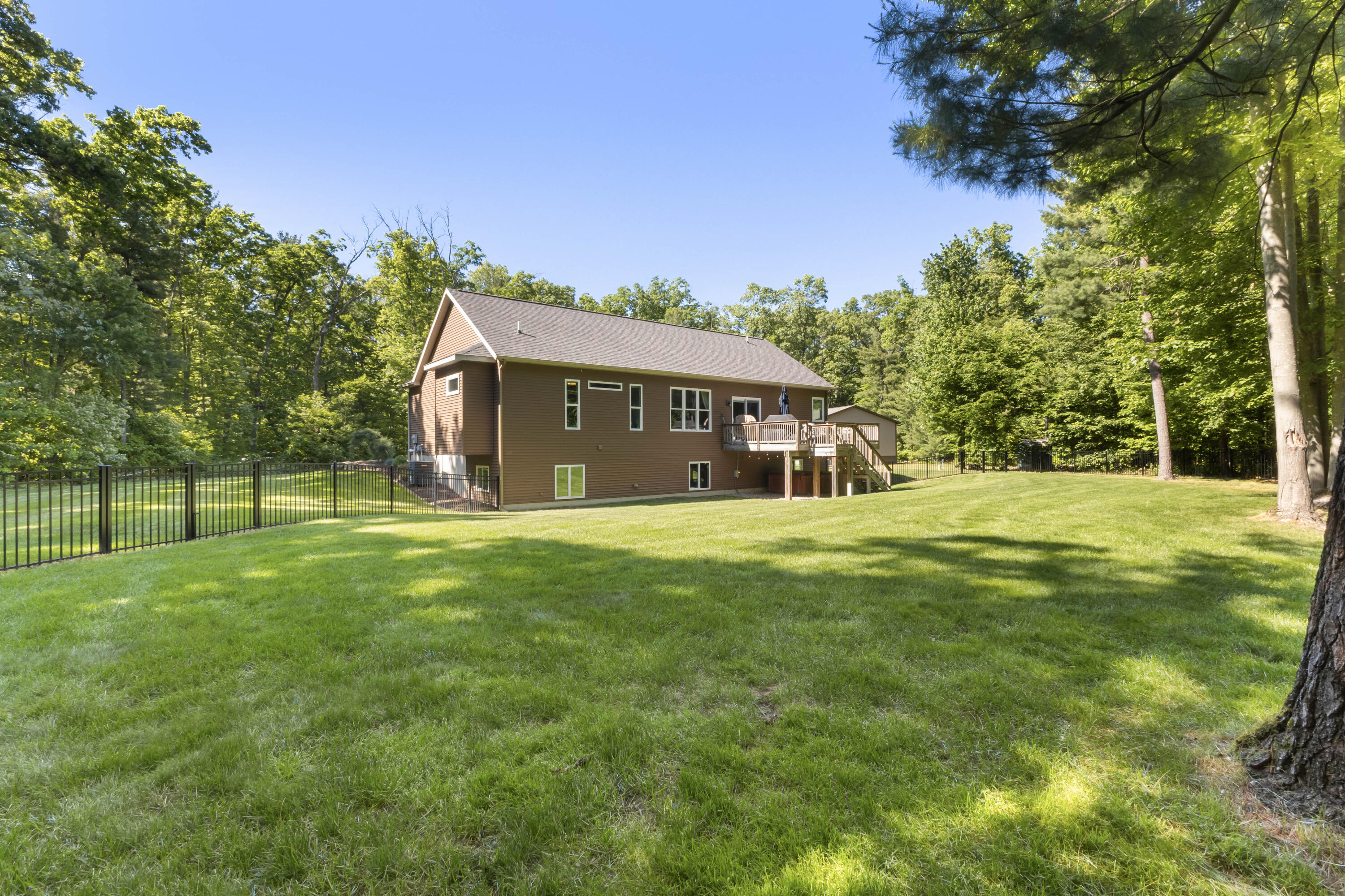 13374 141st Avenue Grand Haven MI 49417