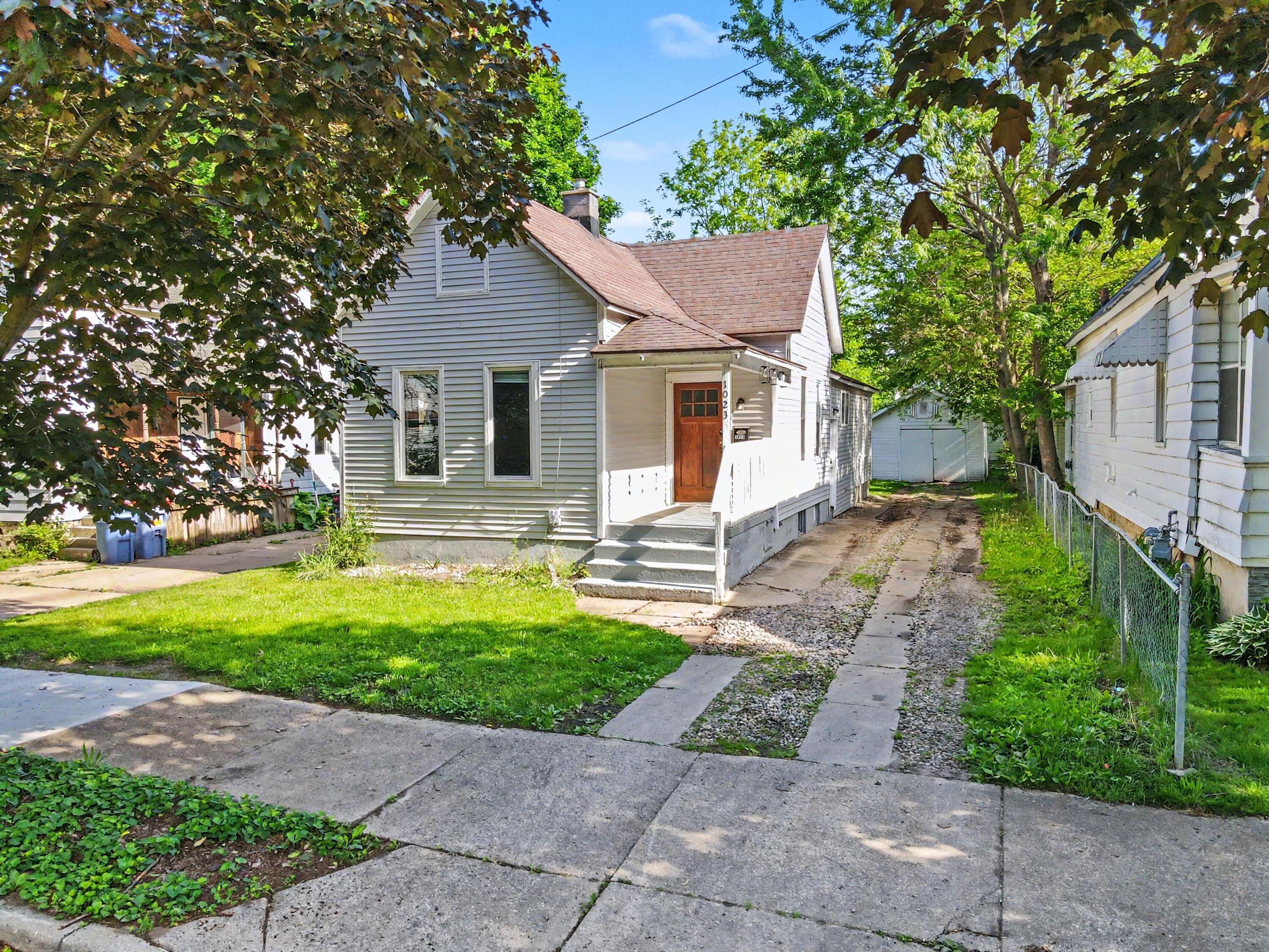 1023 Pulawski Street SW Grand Rapids MI 49504