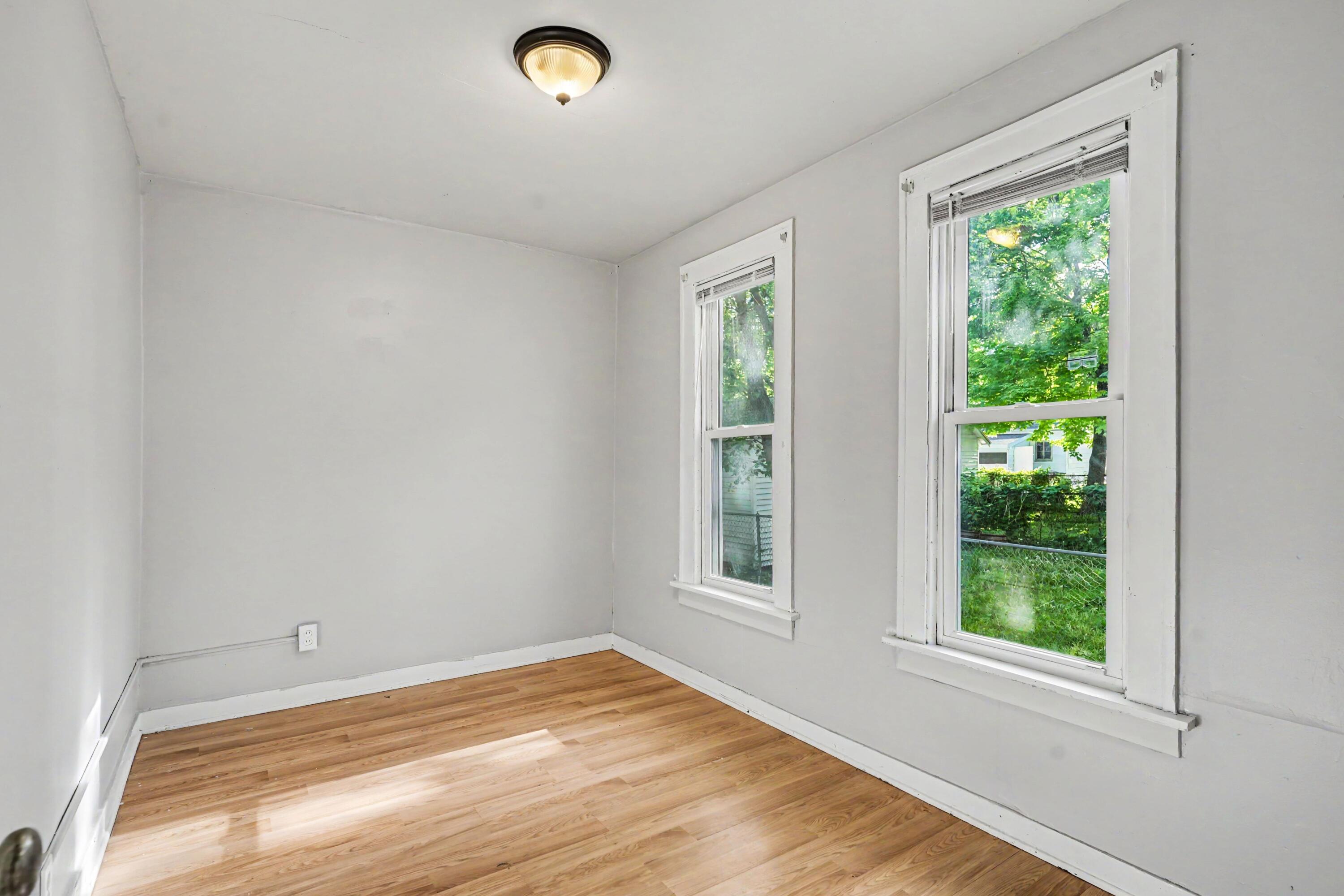 1023 Pulawski Street SW Grand Rapids MI 49504
