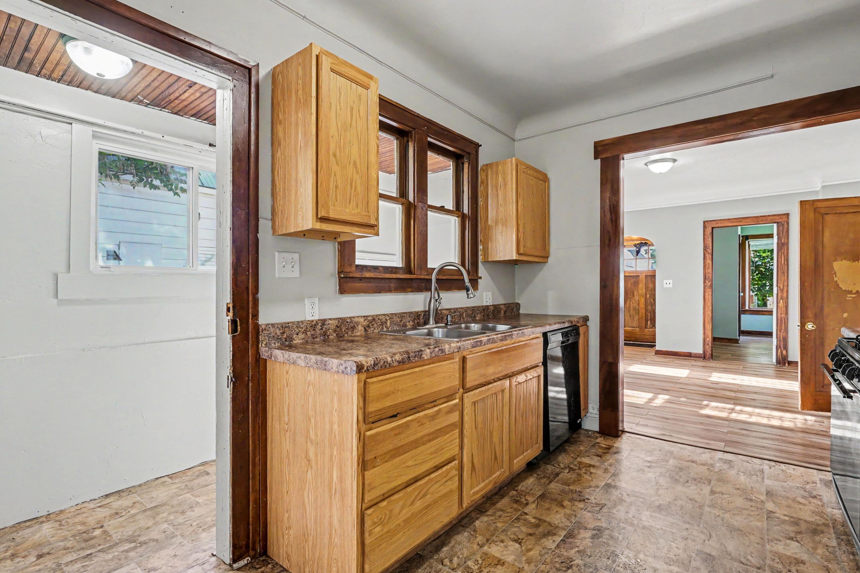 1023 Pulawski Street SW Grand Rapids MI 49504
