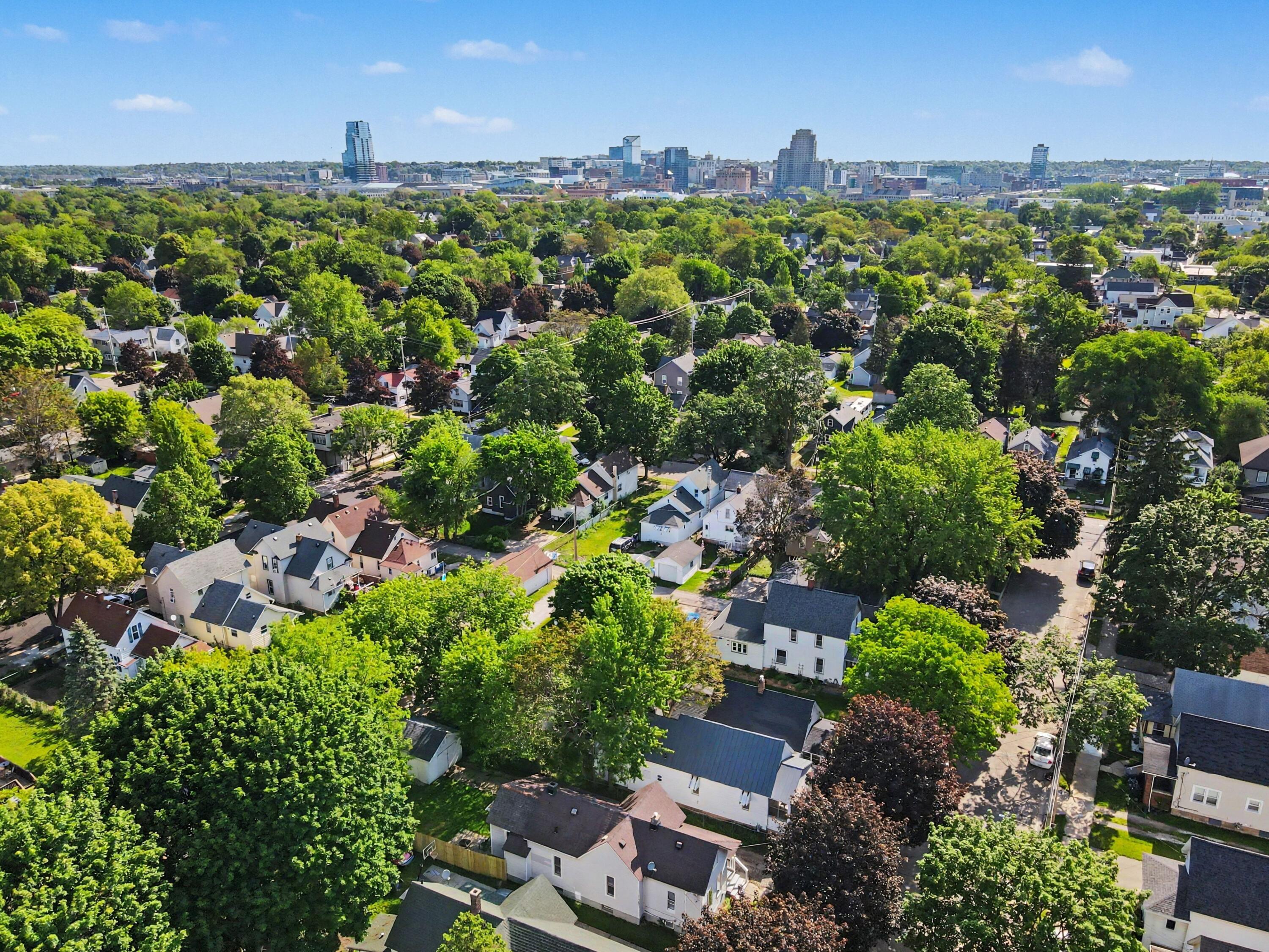 1023 Pulawski Street SW Grand Rapids MI 49504