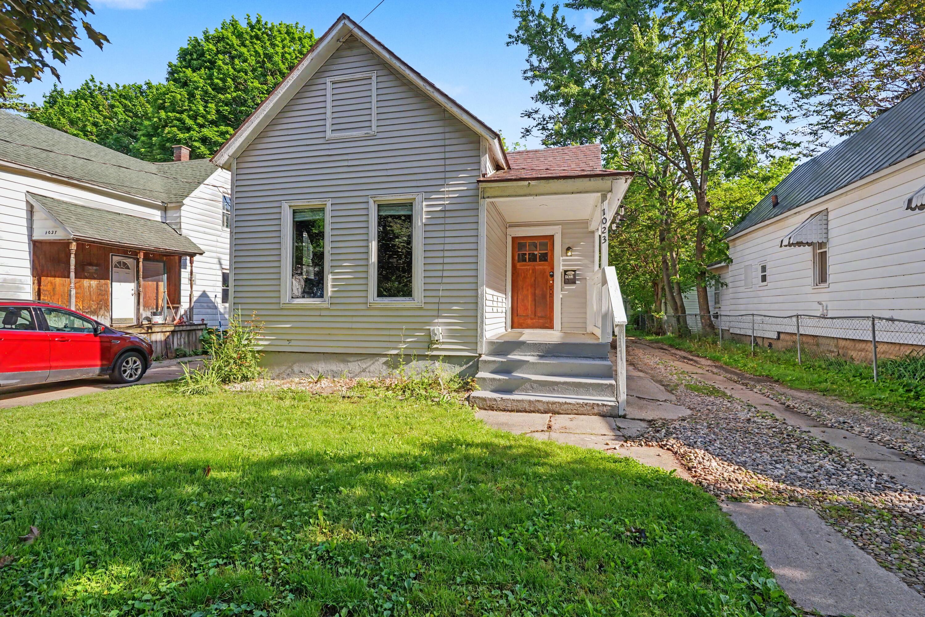 1023 Pulawski Street SW Grand Rapids MI 49504