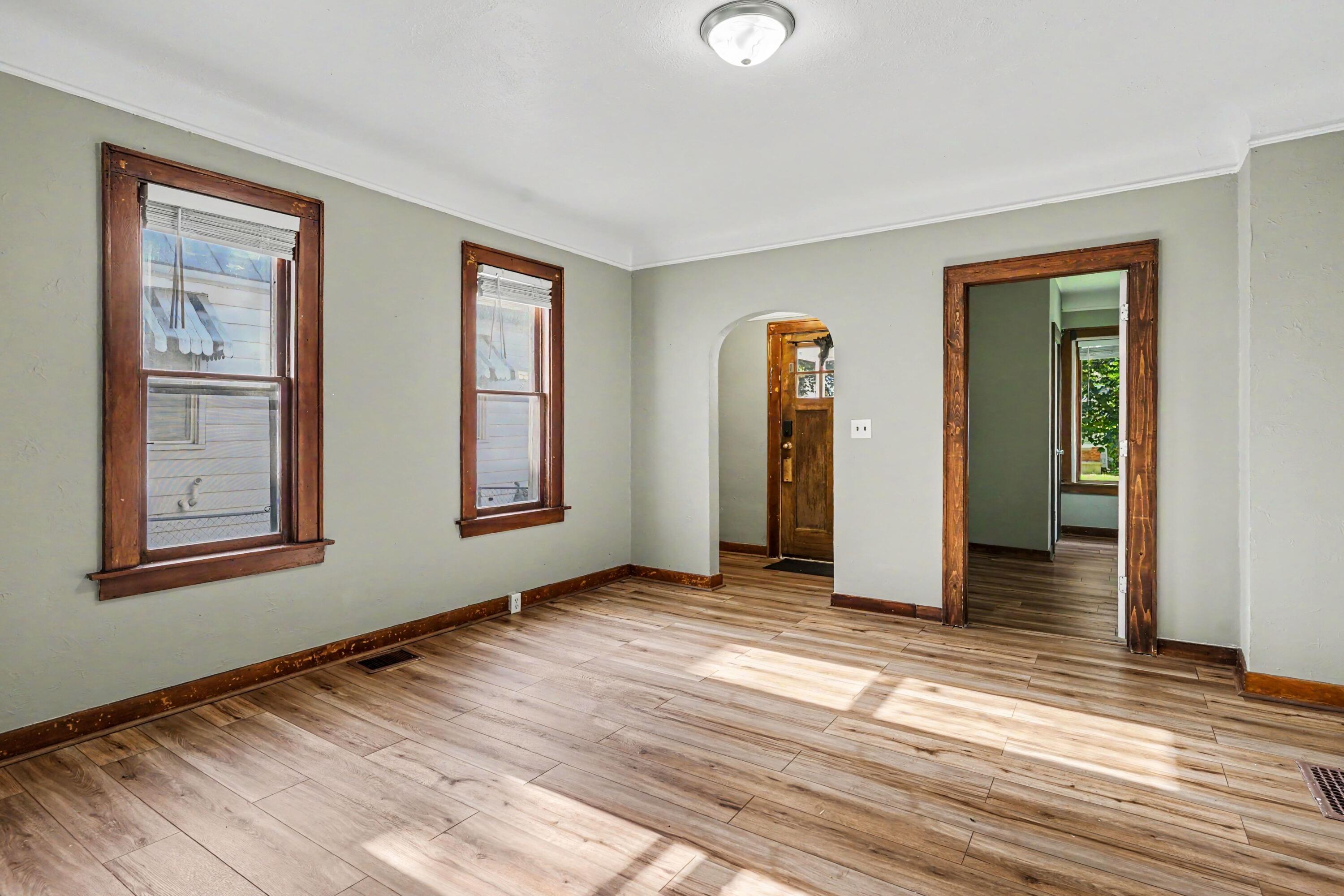 1023 Pulawski Street SW Grand Rapids MI 49504