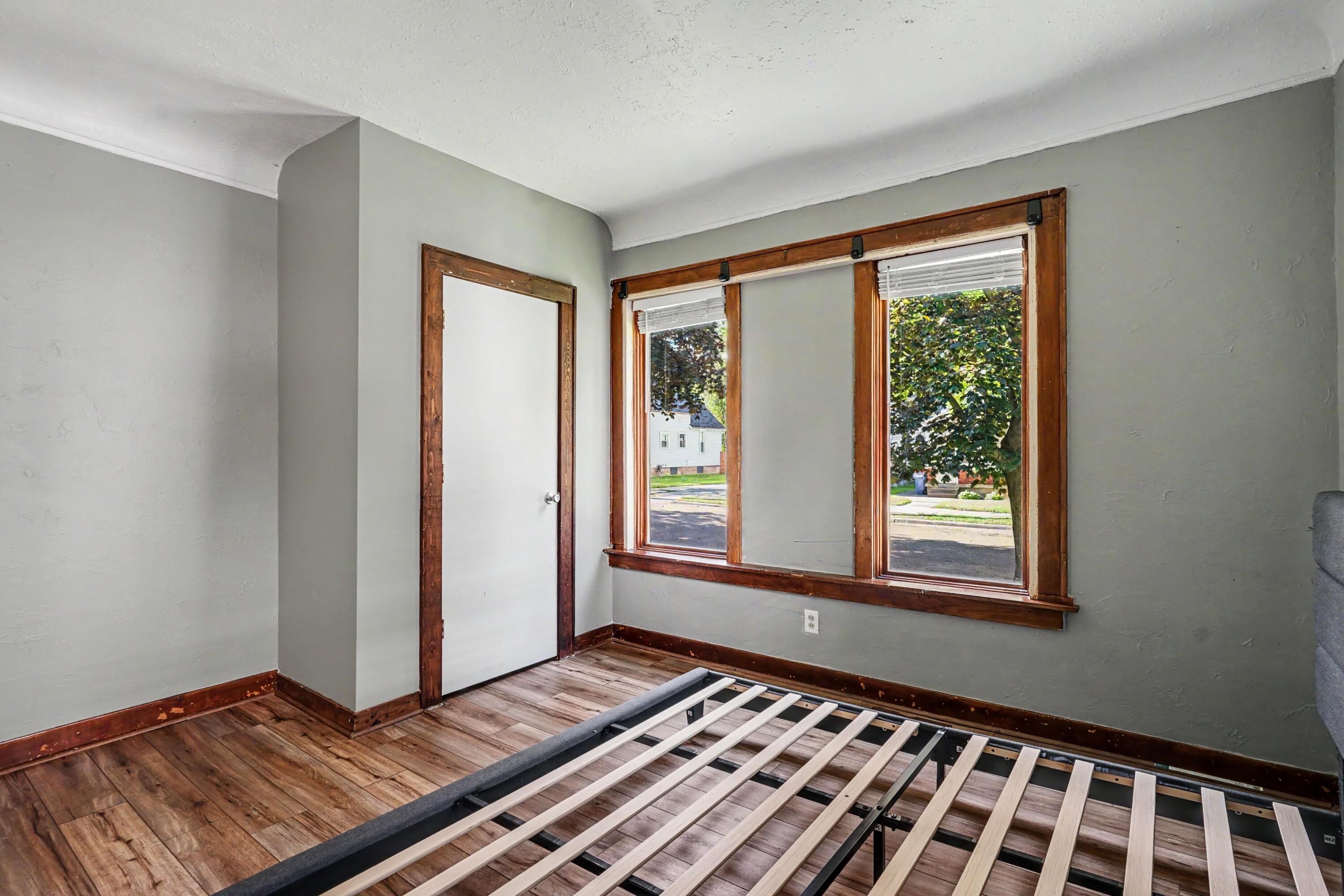 1023 Pulawski Street SW Grand Rapids MI 49504