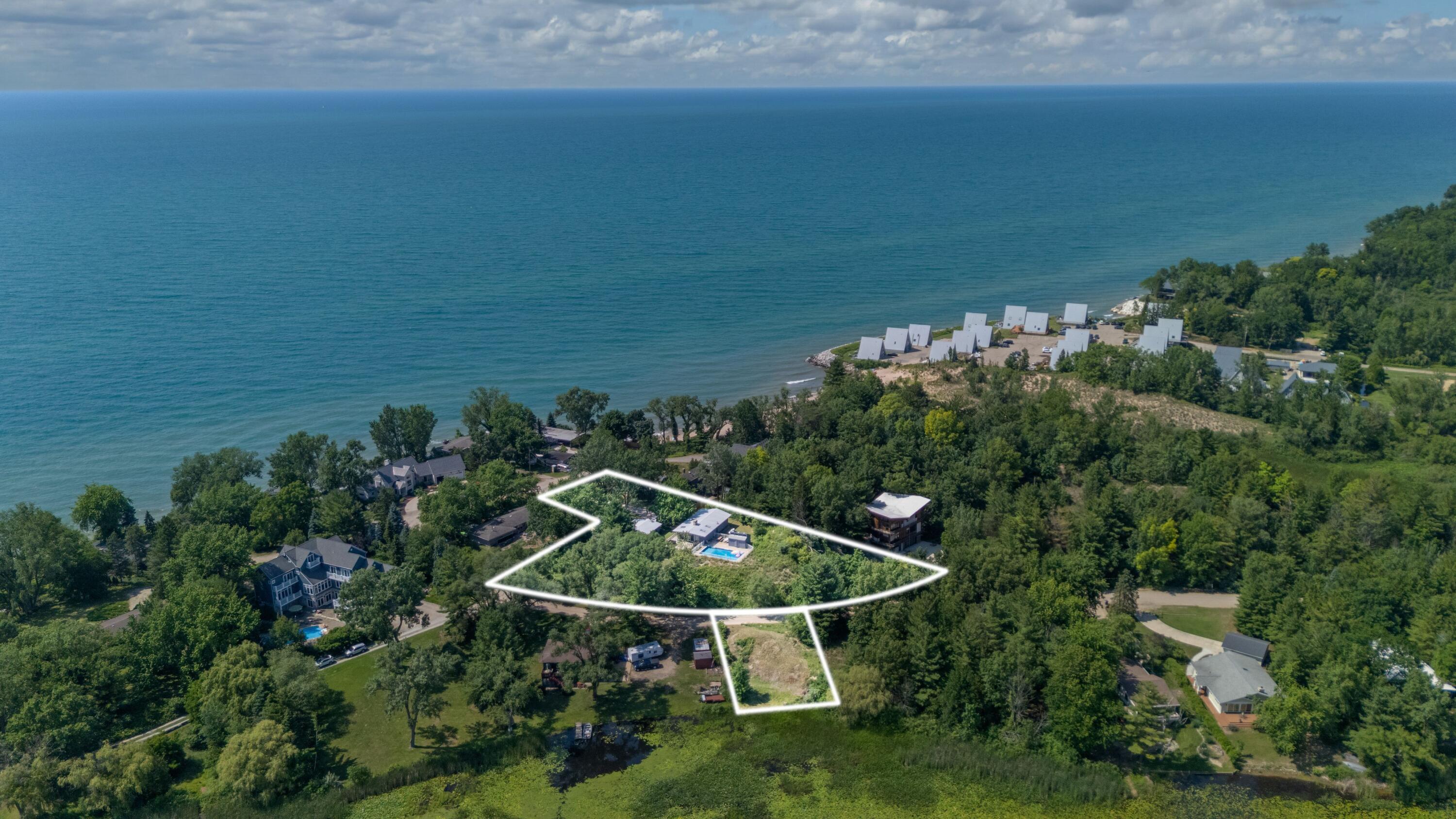 5501 Sunset Path Stevensville MI 49127