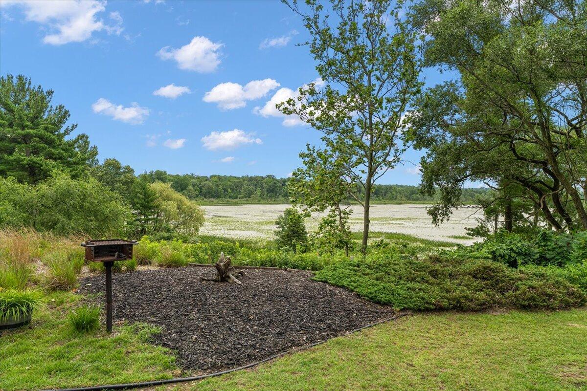 5501 Sunset Path Stevensville MI 49127
