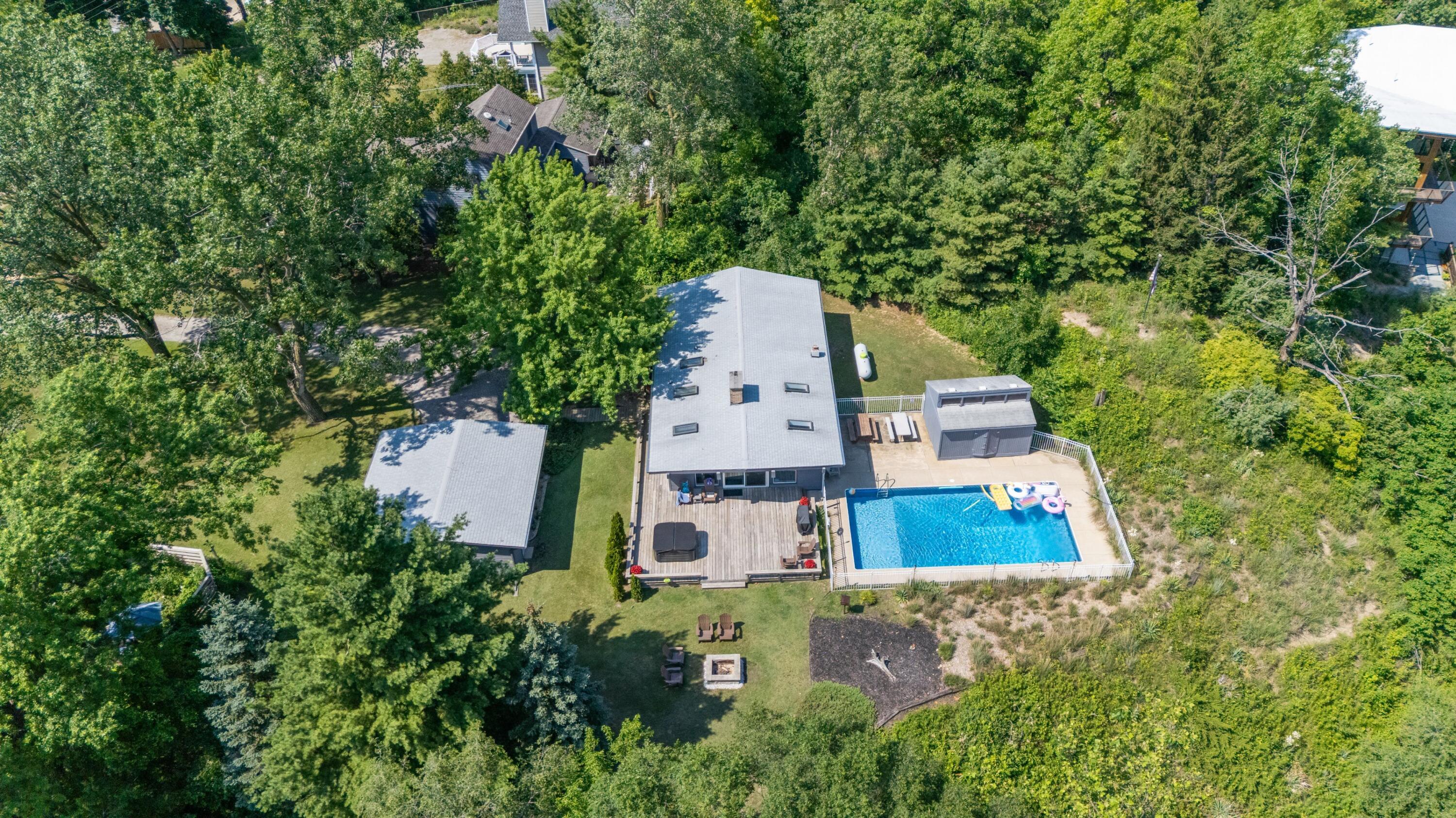 5501 Sunset Path Stevensville MI 49127