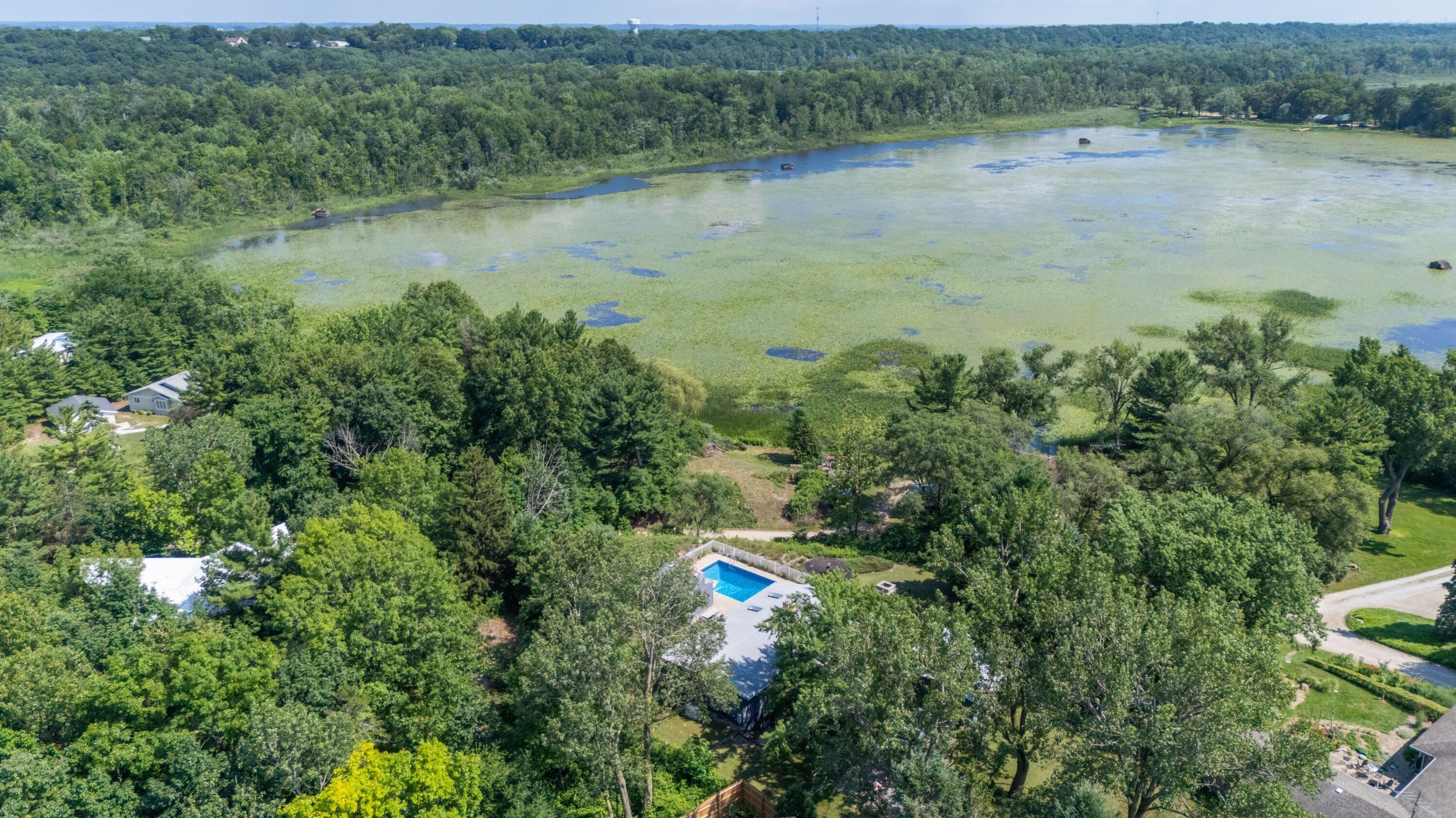 5501 Sunset Path Stevensville MI 49127
