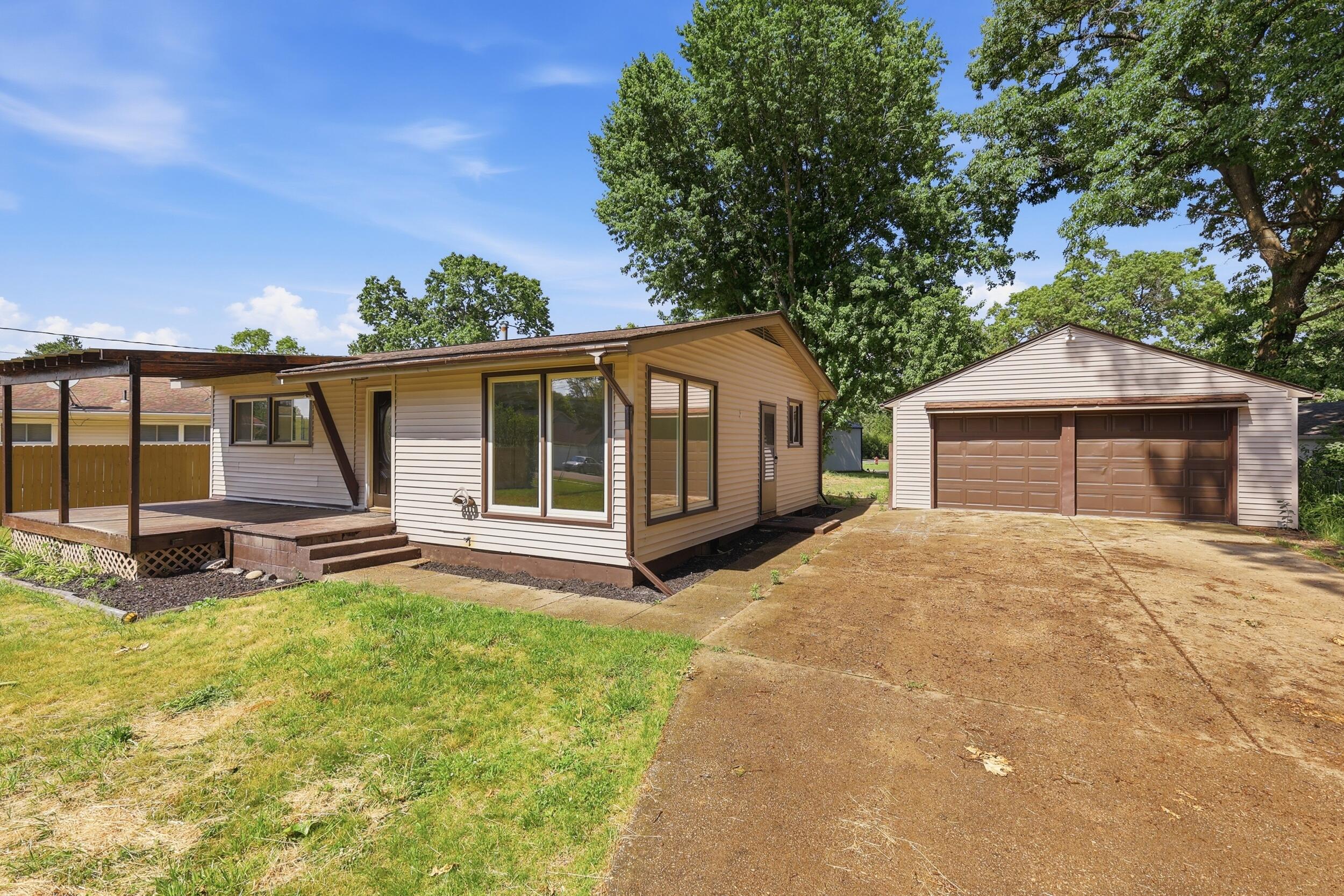 310 N John Street Decatur MI 49045