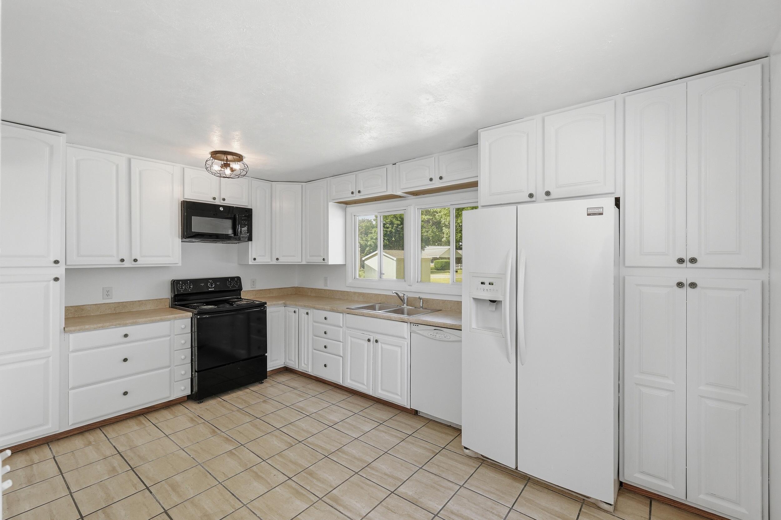 310 N John Street Decatur MI 49045