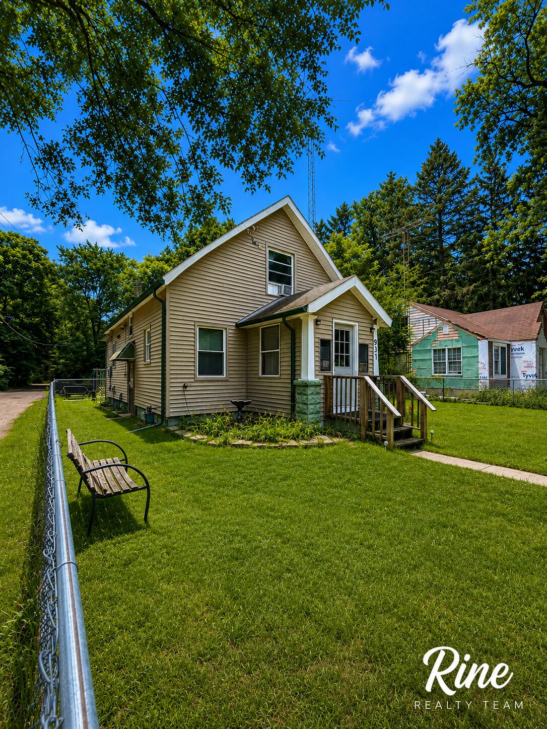 931 Jennings Avenue Benton Harbor MI 49022