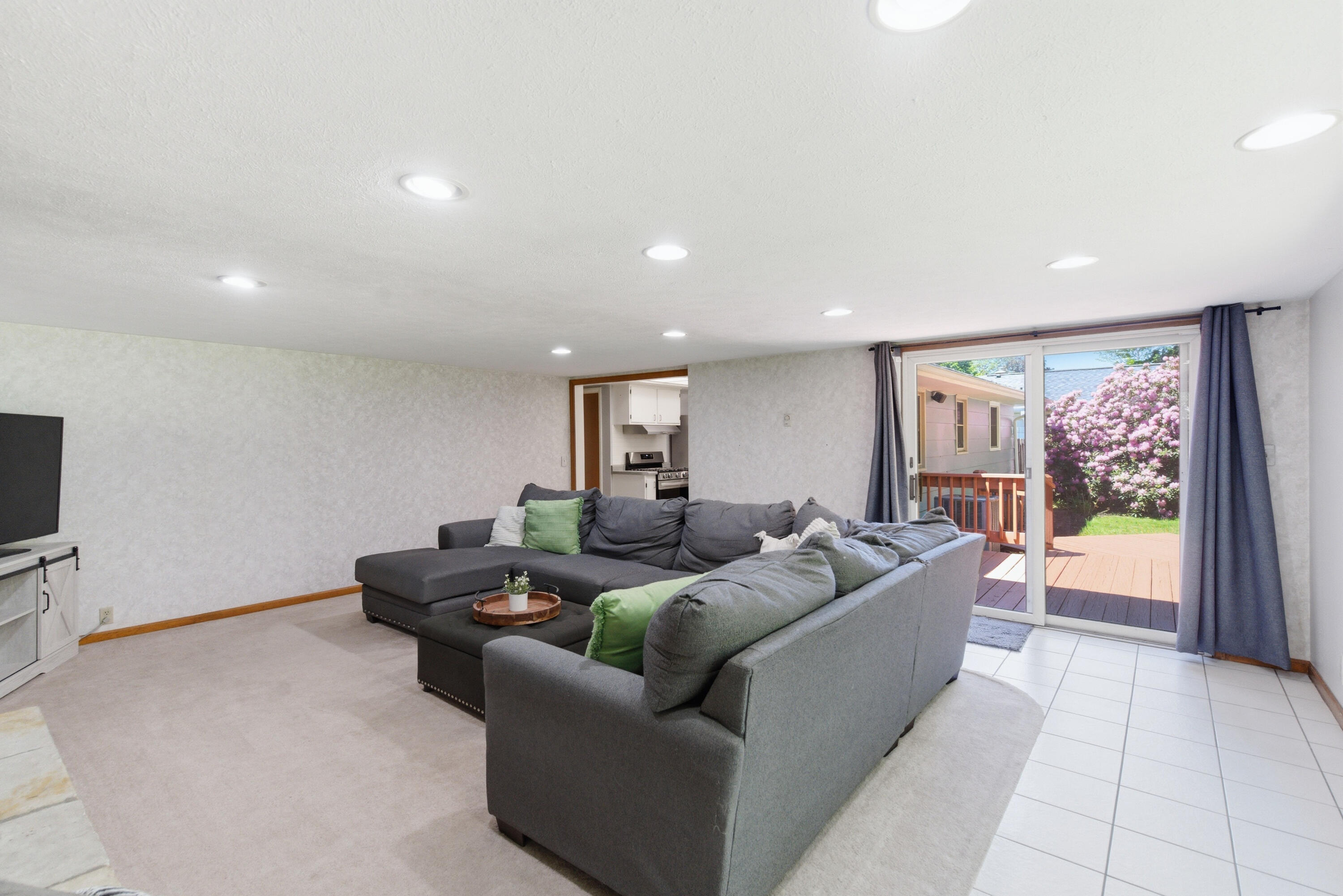 3312 Tamsin Avenue Kalamazoo MI 49008